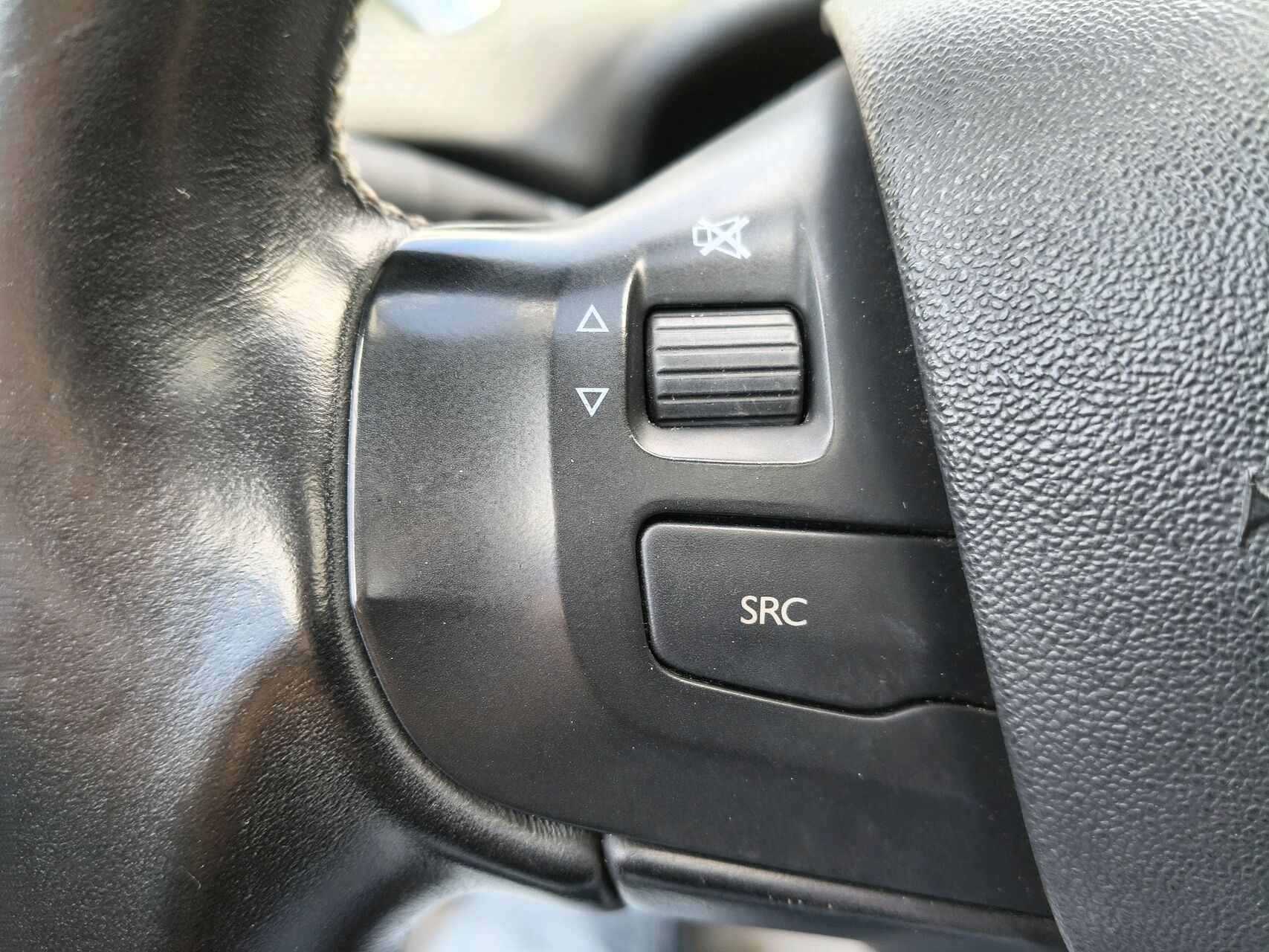 Billede af Peugeot 2008 1,2 PureTech Selection Sky 130HK 5d 6g