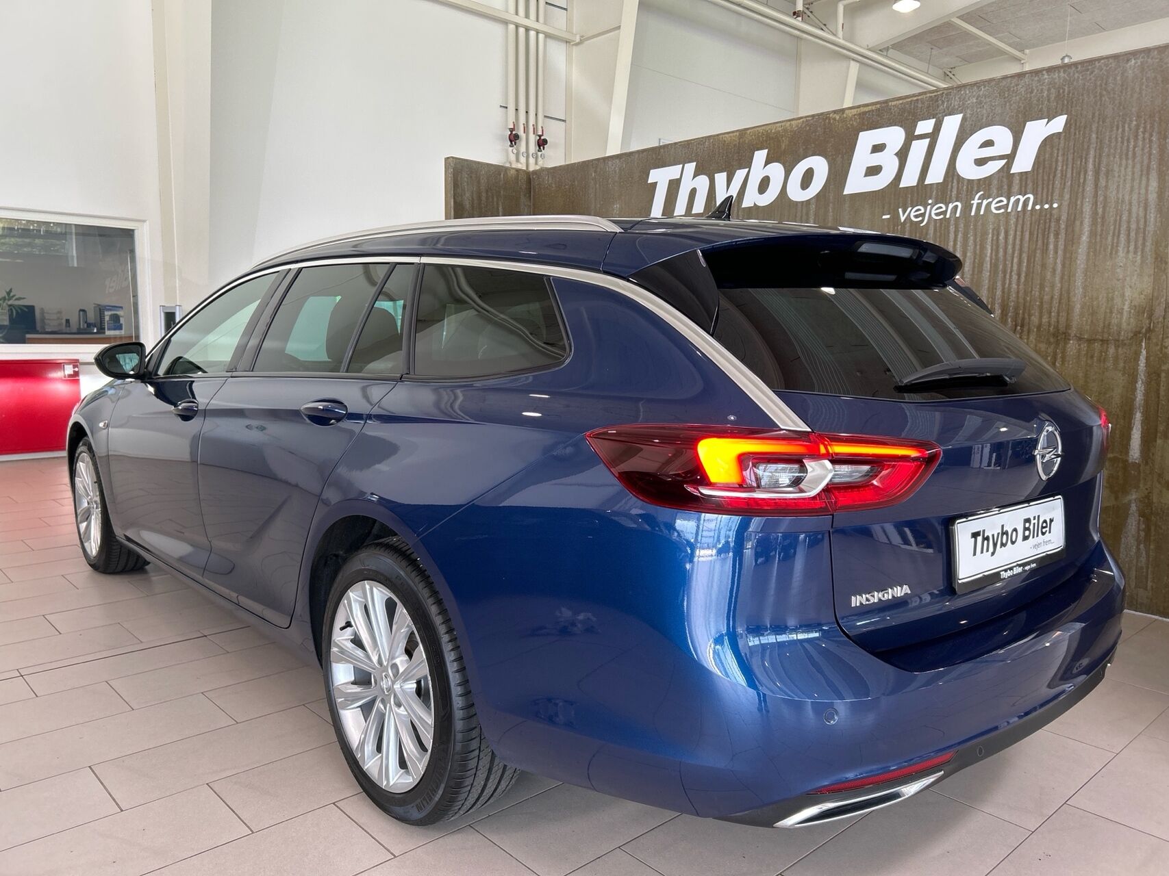 Billede af Opel Insignia Sports Tourer 2,0 D Business Ultimate 174HK Stc 8g Aut.