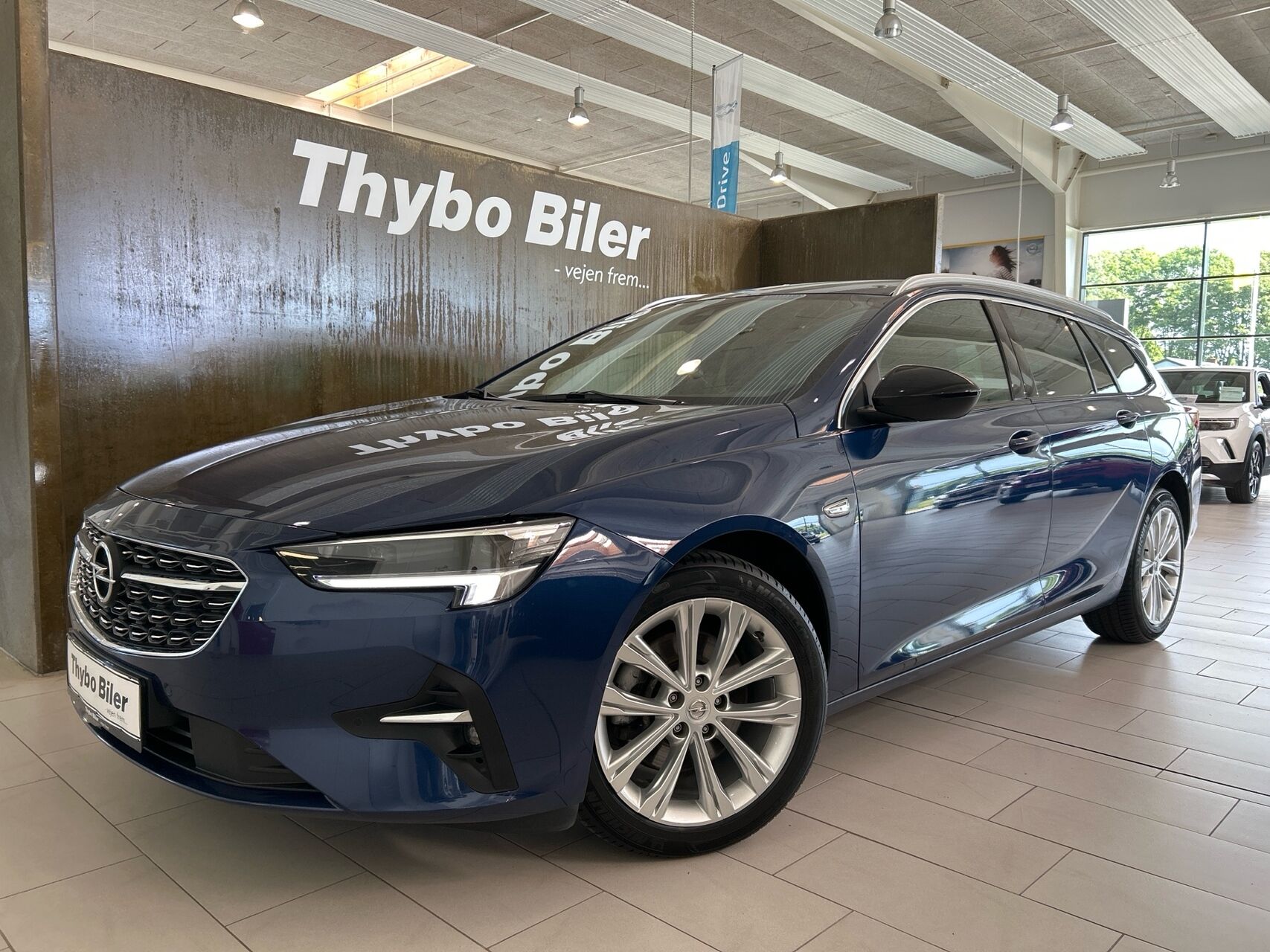 Billede af Opel Insignia Sports Tourer 2,0 D Business Ultimate 174HK Stc 8g Aut.