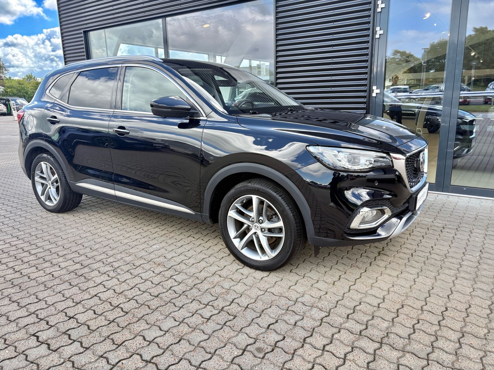 Billede af MG EHS 1,5 T GDI  Plugin-hybrid Luxury 258HK 5d 10g Aut.