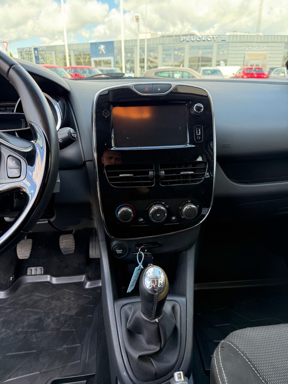 Billede af Renault Clio 1,2 16V Expression 75HK 5d