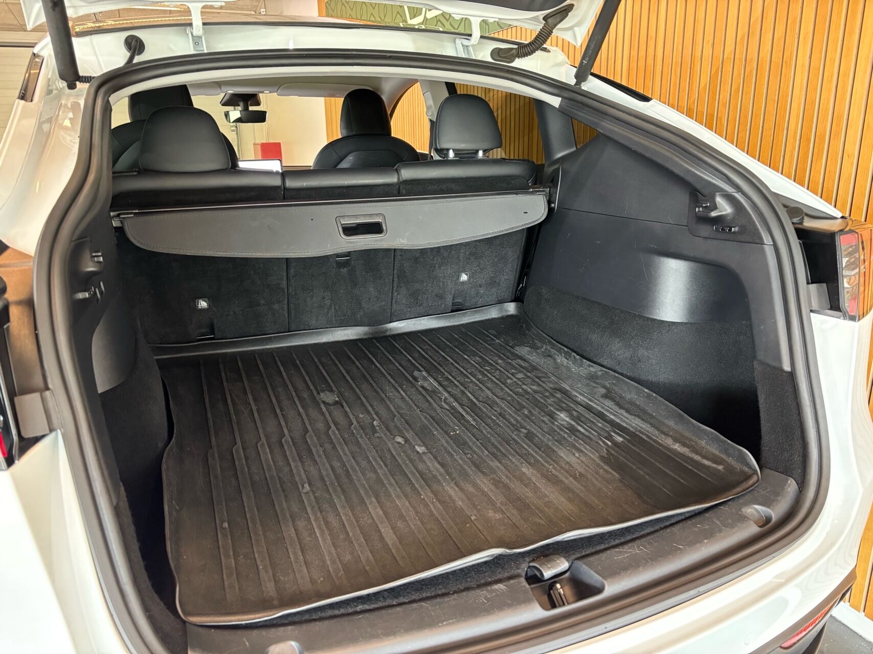 Billede af Tesla Model Y EL Long Range AWD 514HK 5d Aut.
