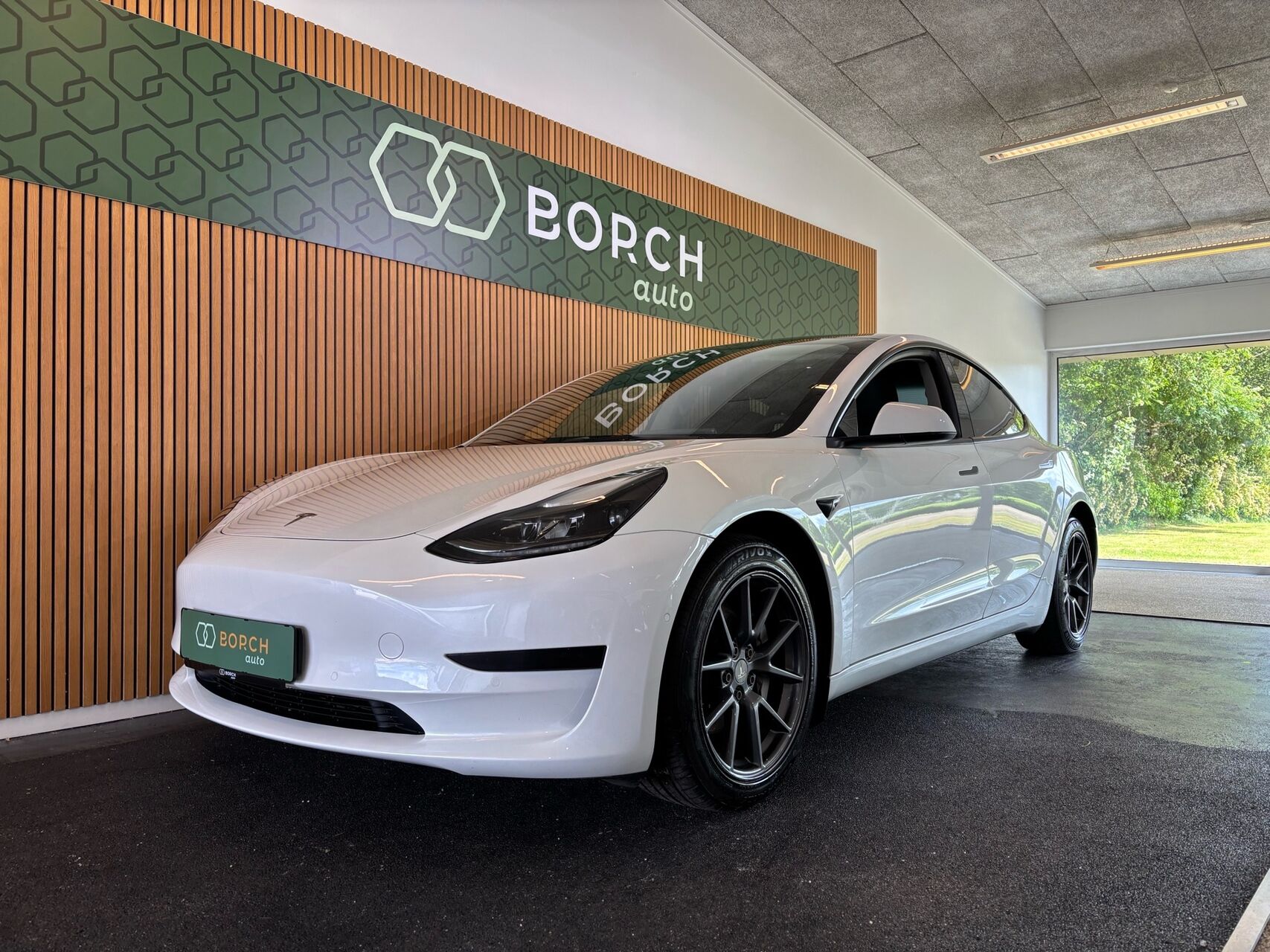 Billede af Tesla Model 3 EL Standard Range Plus 325HK Aut.
