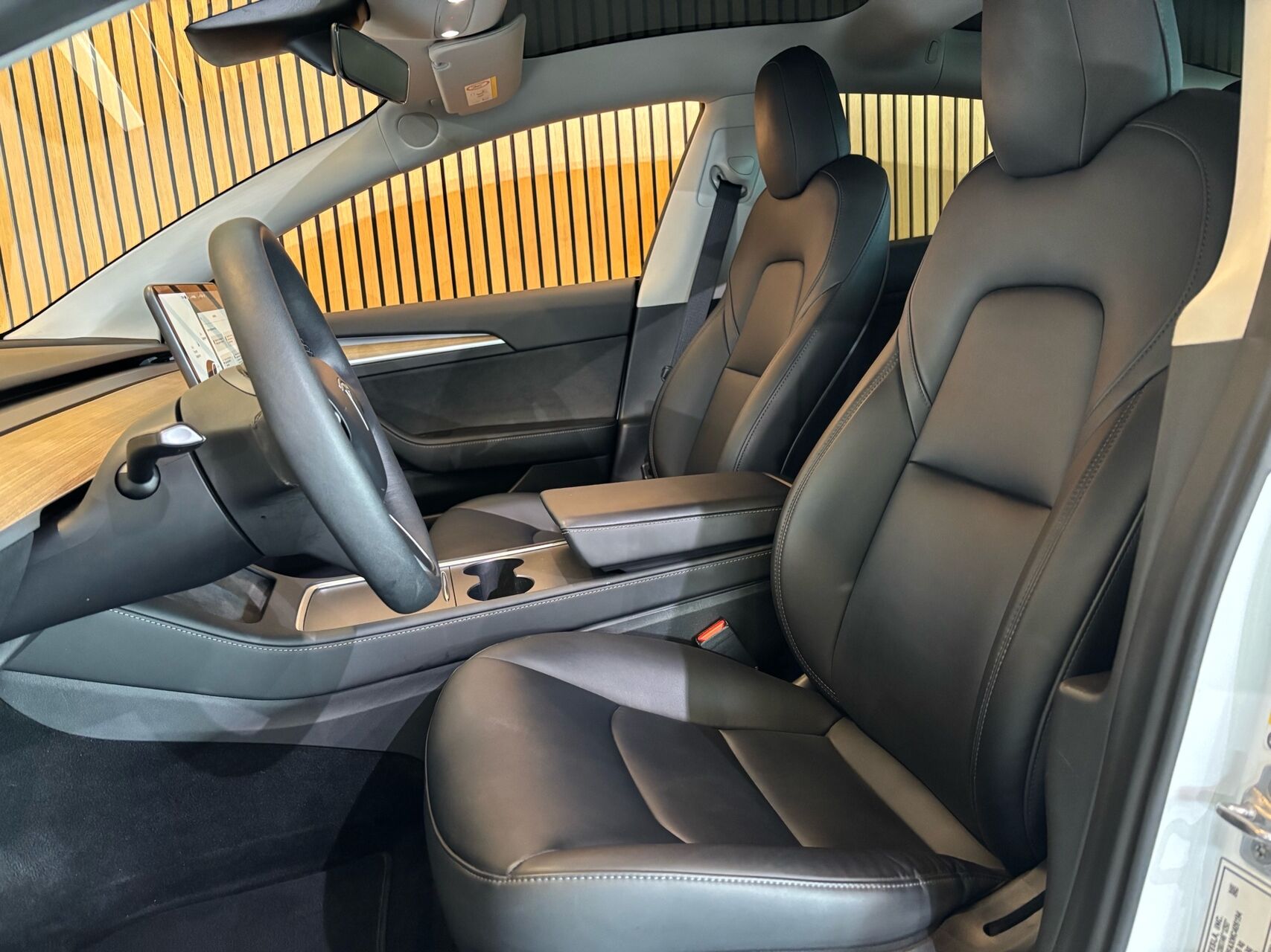 Billede af Tesla Model 3 EL Standard Range Plus 325HK Aut.