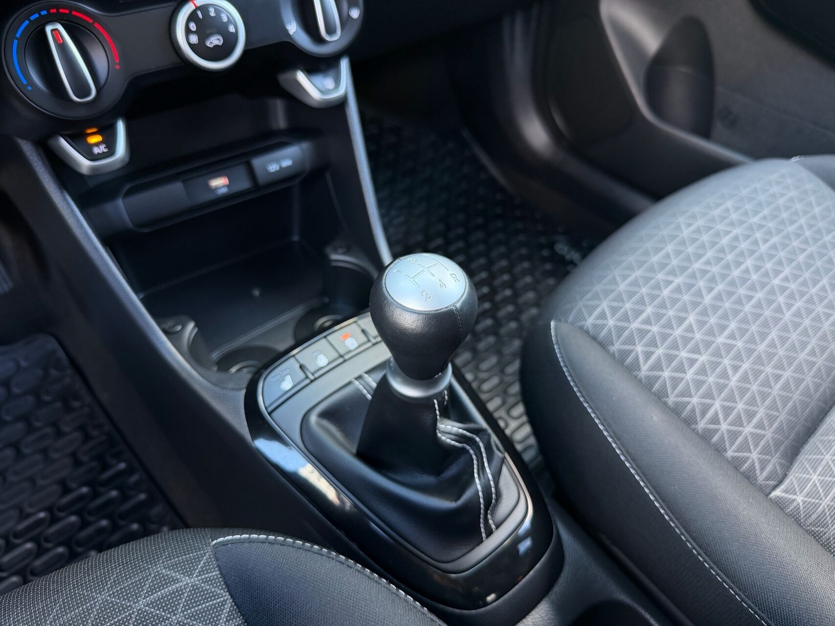 Billede af Kia Picanto 1,0 MPI Prestige m/Upgrade 67HK 5d