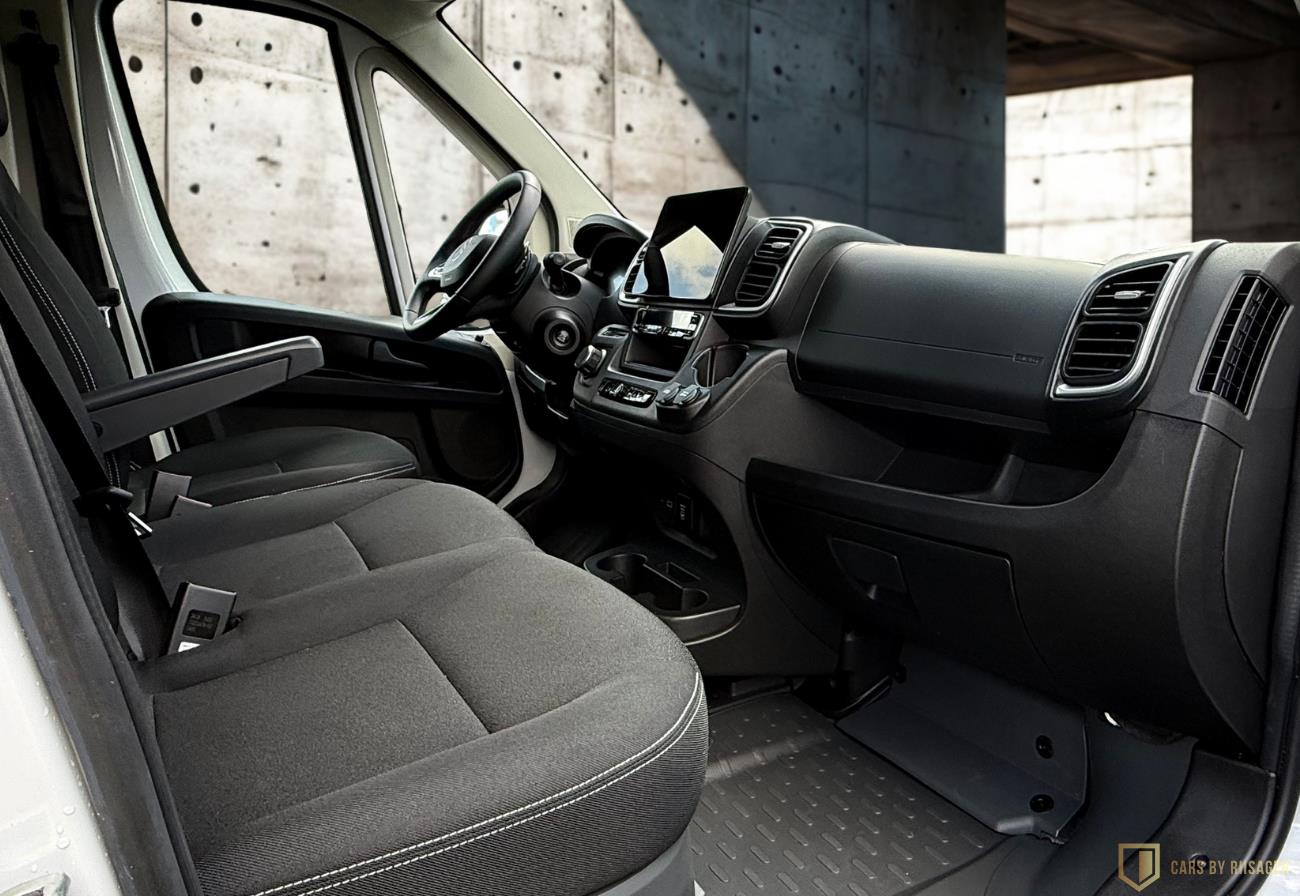 Billede af Citroën e-Jumper 35H L3H2 EL Masterline 270HK Van Aut.