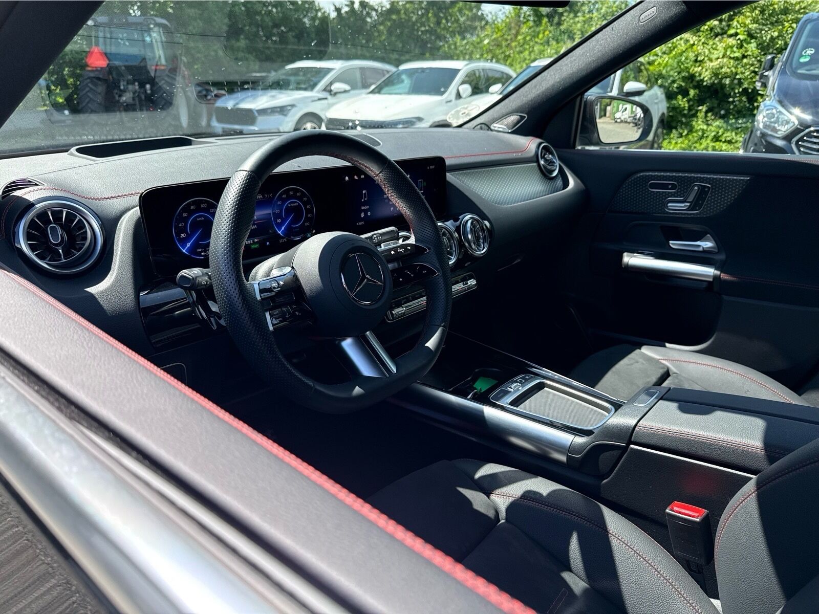 Billede af Mercedes-Benz EQA 250+ EL AMG Premium 190HK 5d Aut.