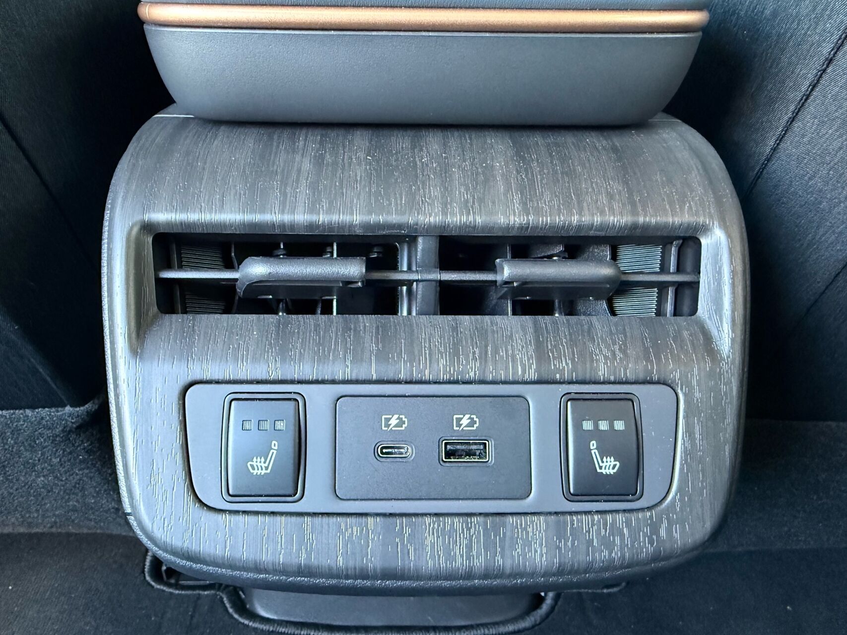 Billede af Nissan Ariya EL Evolve+ Performance 394HK e-4orce 301HK 5d Aut. 