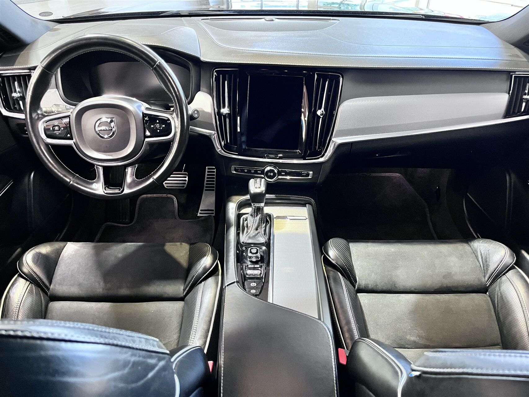 Billede af Volvo V90 2,0 D4 R-design 190HK Stc 8g Aut.