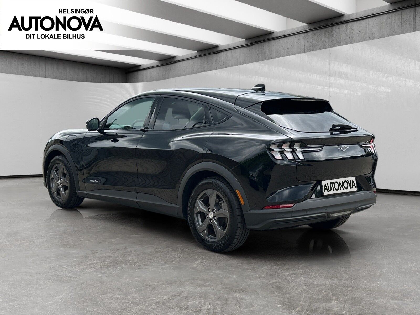 Billede af Ford Mustang Mach-E EL UR Premium 294HK 5d Aut.