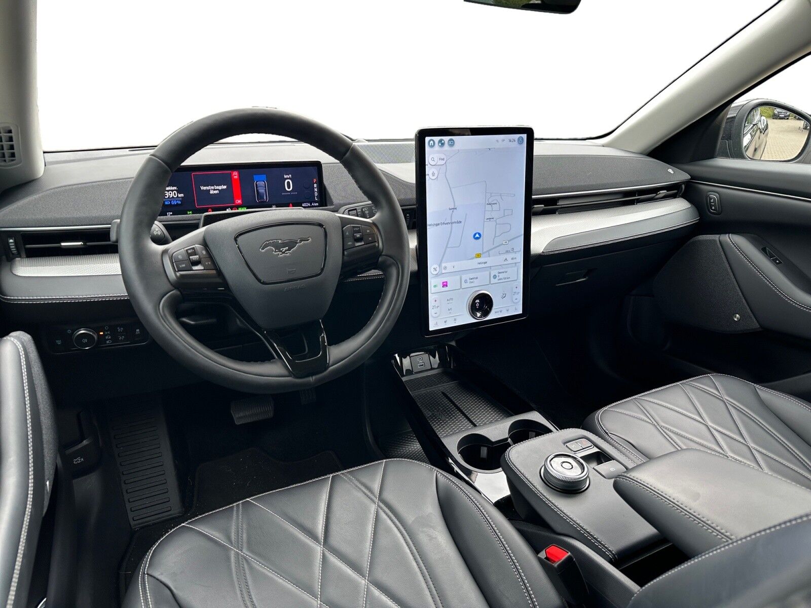 Billede af Ford Mustang Mach-E EL UR Premium 294HK 5d Aut.