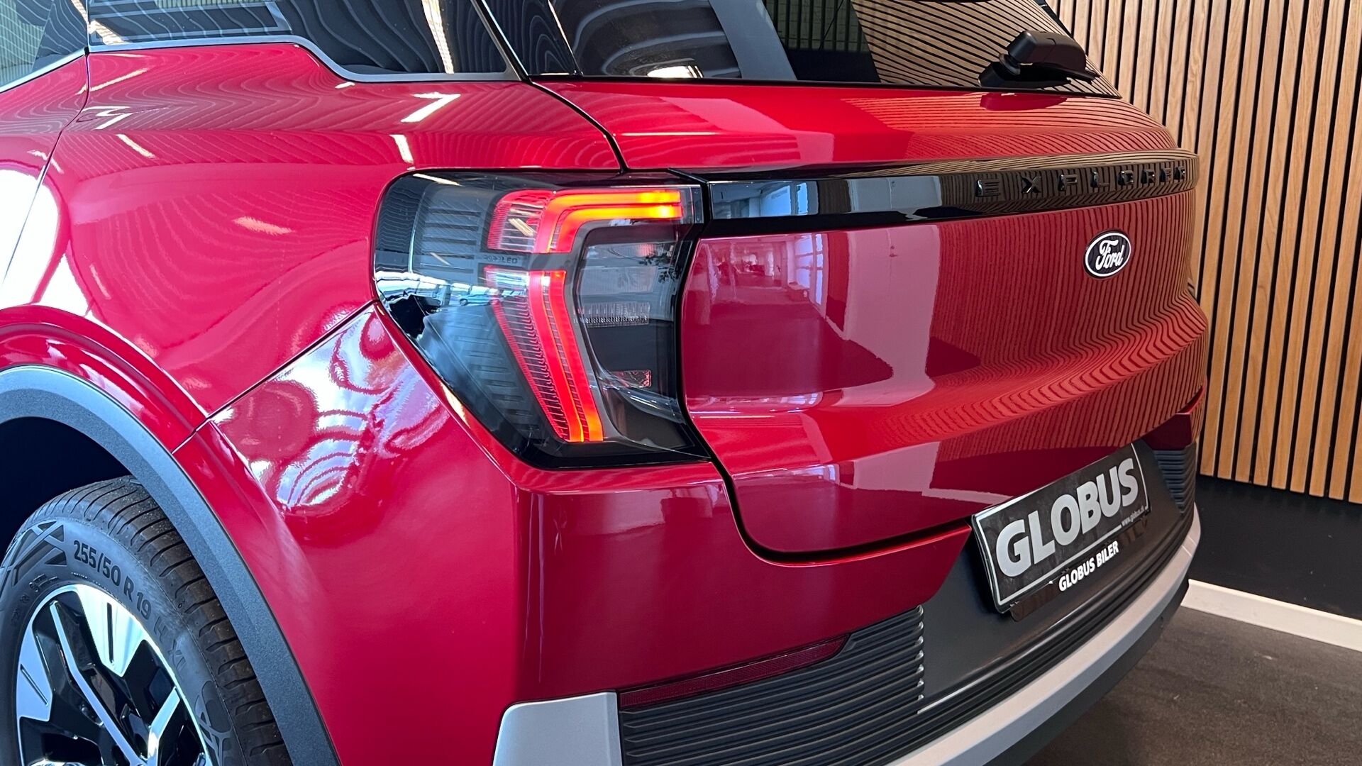 Billede af Ford Explorer EL UR Select AWD 340HK 5d Aut.
