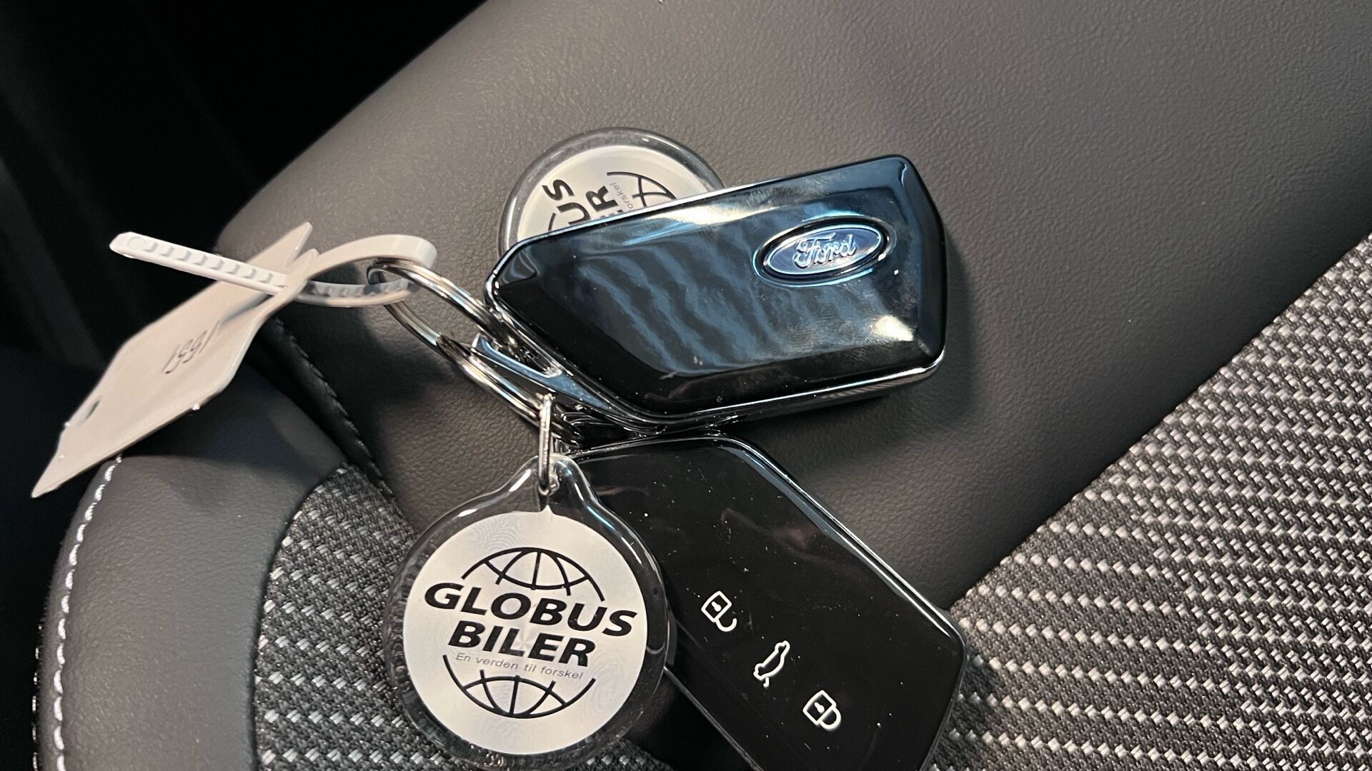 Billede af Ford Explorer EL UR Select AWD 340HK 5d Aut.
