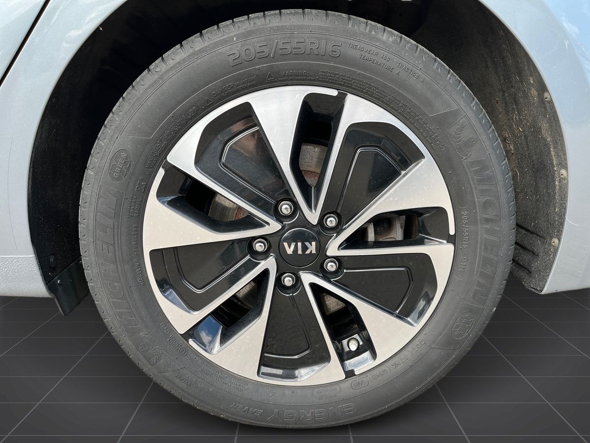 Billede af Kia Ceed SW 1,6 GDI PHEV  Plugin-hybrid Upgrade m/Plus DCT 141HK Stc 6g Aut.