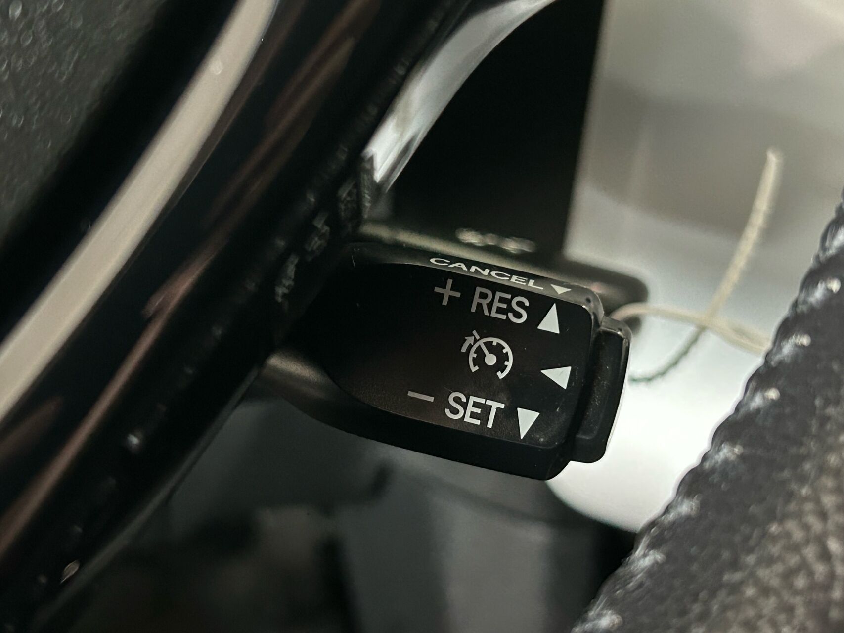 Billede af Peugeot 108 1,0 e-Vti White Edition 69HK 5d