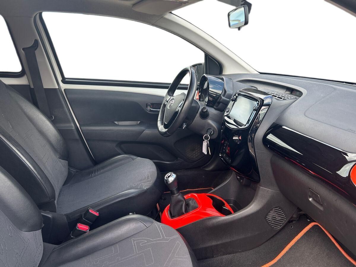 Billede af Toyota Aygo 1,0 VVT-I X-Sky Foldetag 72HK 5d