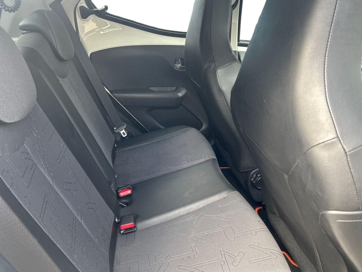 Billede af Toyota Aygo 1,0 VVT-I X-Sky Foldetag 72HK 5d
