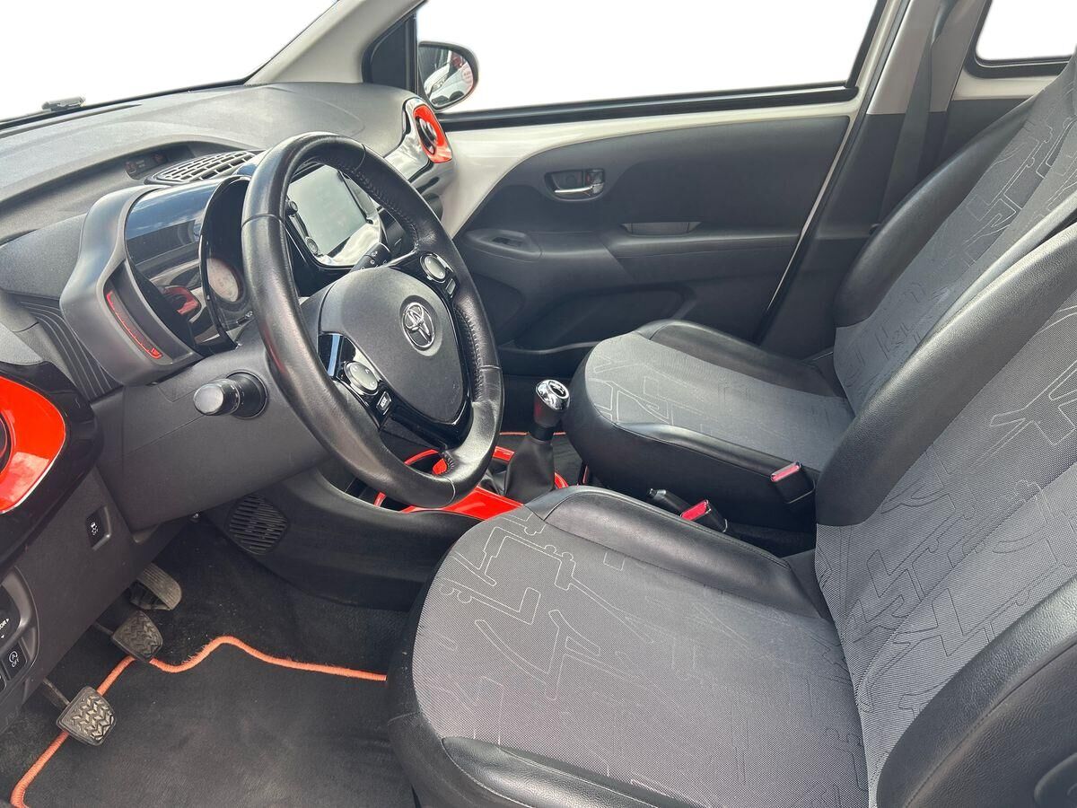 Billede af Toyota Aygo 1,0 VVT-I X-Sky Foldetag 72HK 5d