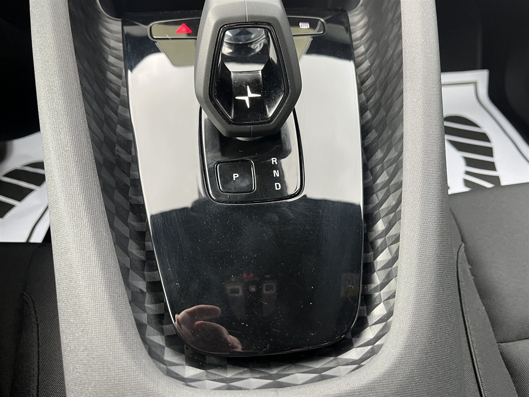 Billede af Polestar 2 EL Standard Range Single Motor 231HK 5d Aut.