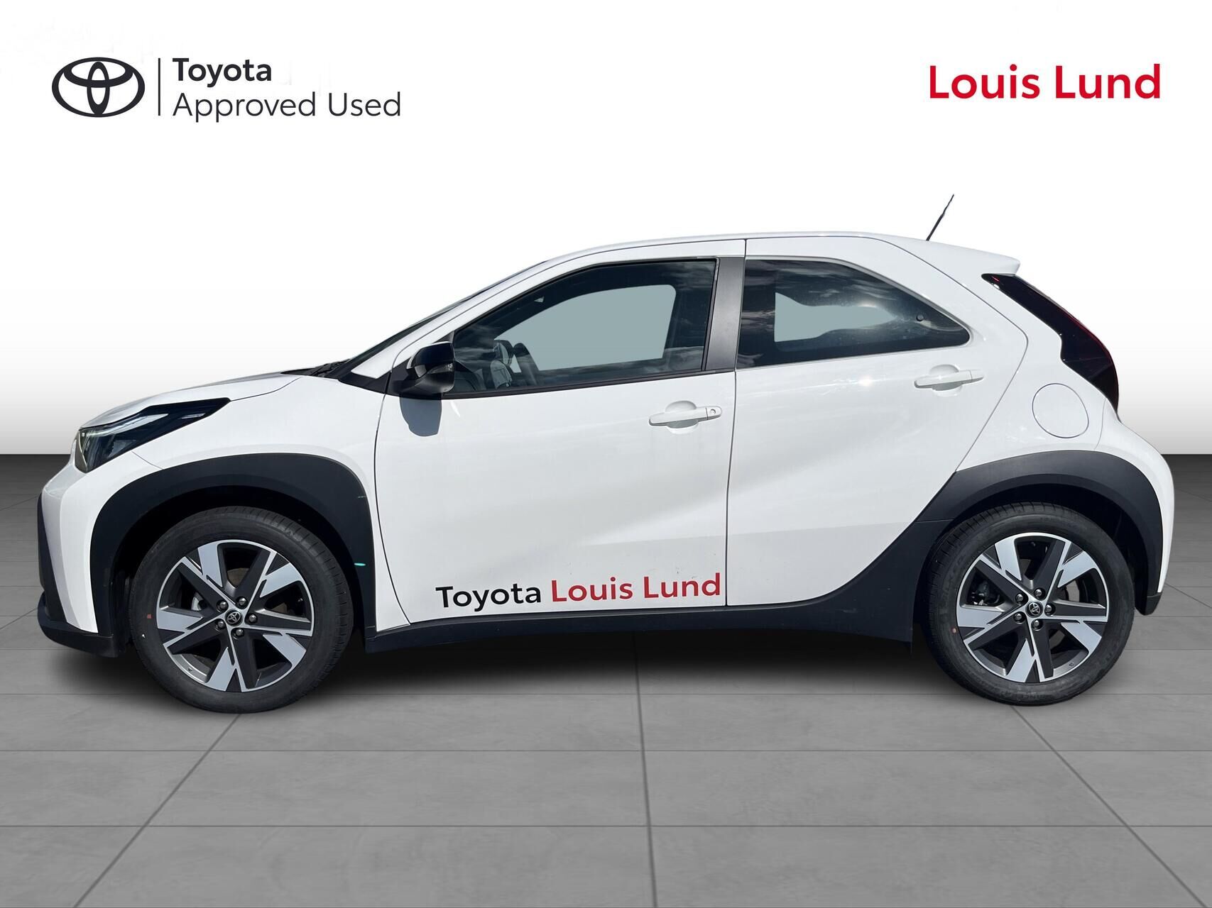 Billede af Toyota Aygo X 1,5 Hybrid Play Comfort CVT 116HK 5d Aut.