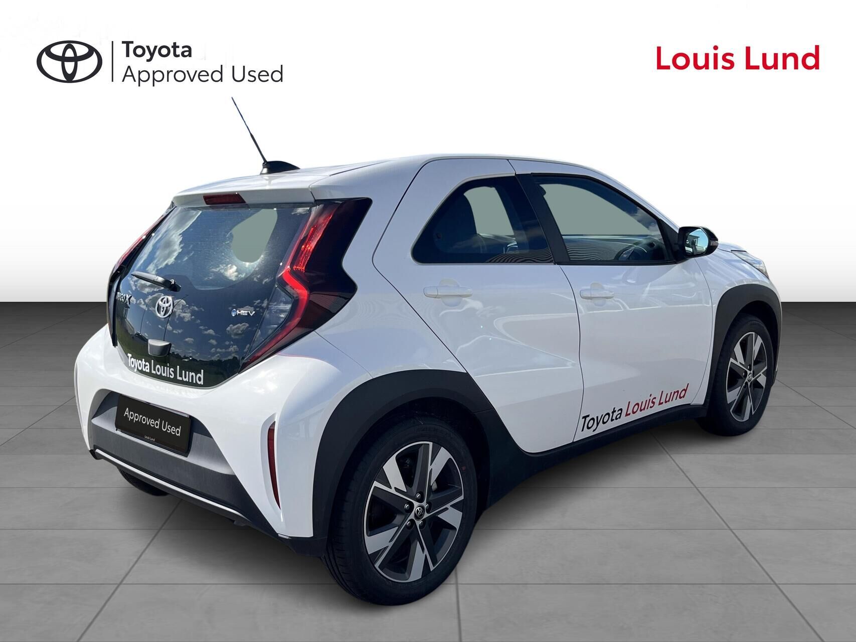 Billede af Toyota Aygo X 1,5 Hybrid Play Comfort CVT 116HK 5d Aut.