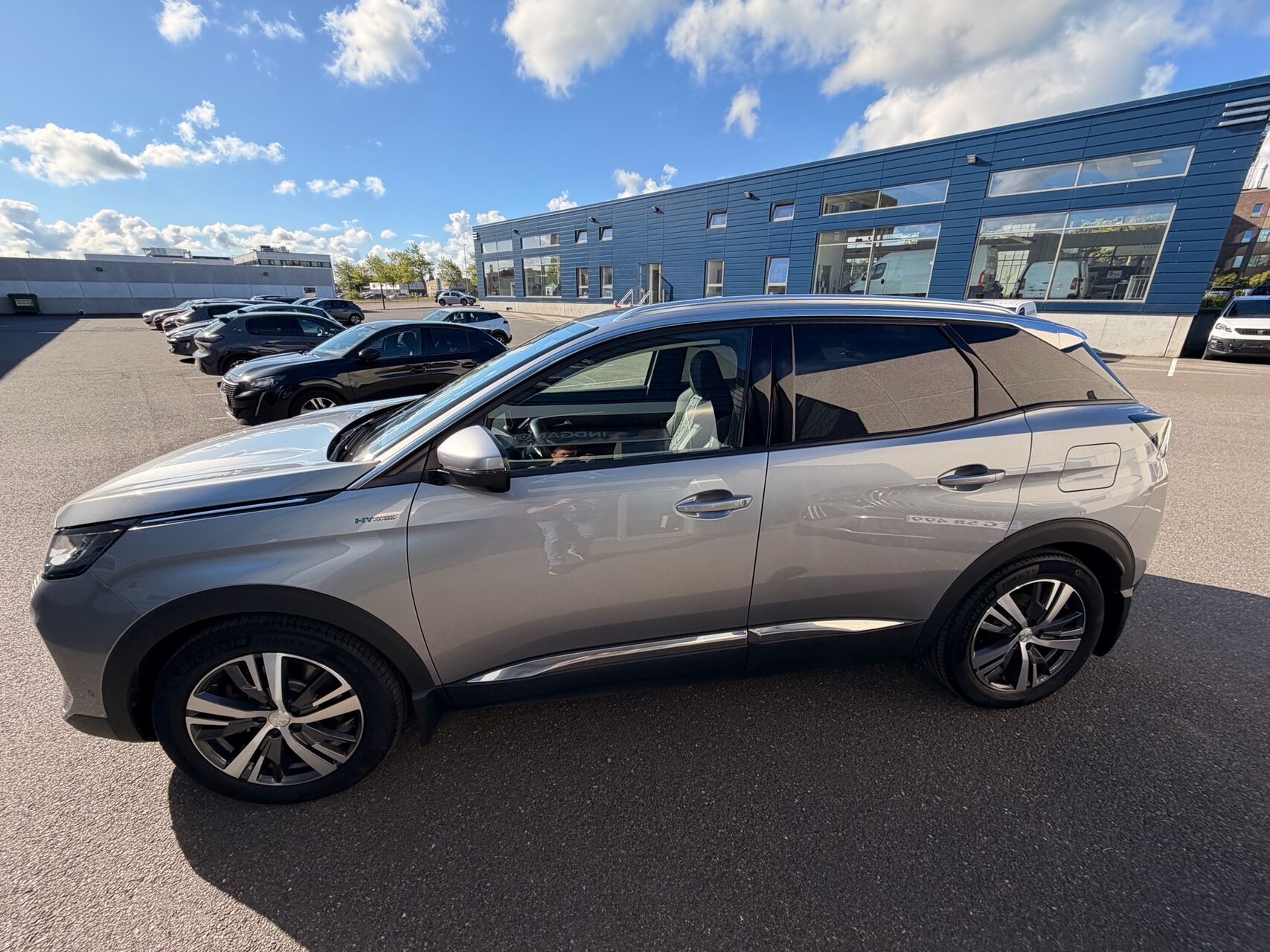Billede af Peugeot 3008 1,6 PureTech  Plugin-hybrid Allure Pack LTD EAT8 225HK 5d 8g Aut.