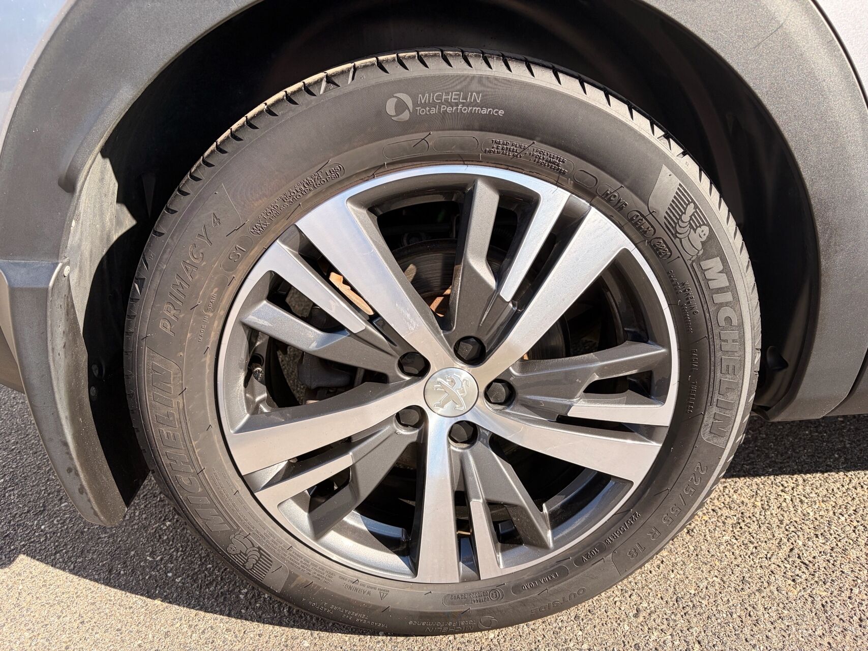 Billede af Peugeot 3008 1,6 PureTech  Plugin-hybrid Allure Pack LTD EAT8 225HK 5d 8g Aut.