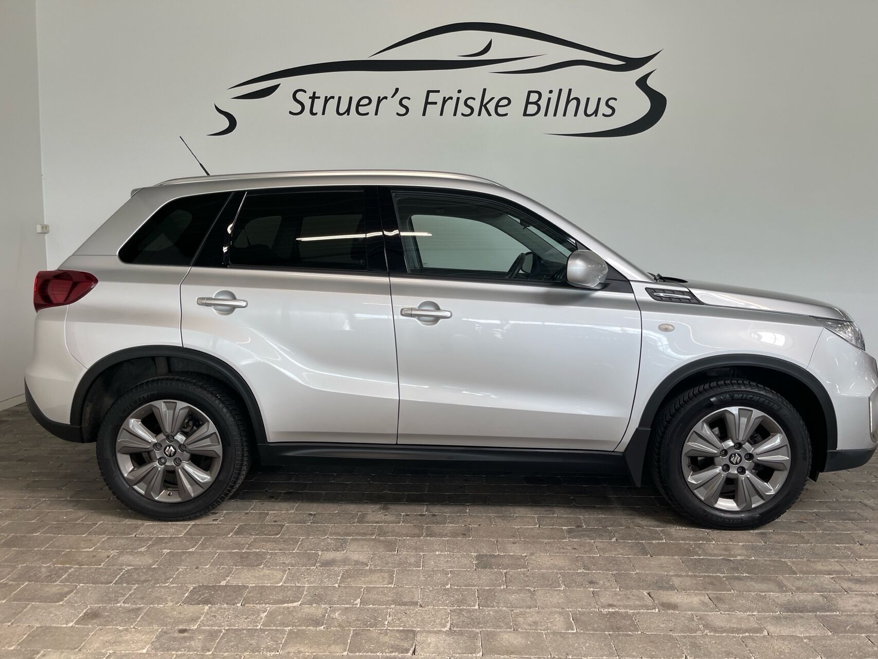 Billede af Suzuki Vitara 1,0 Boosterjet Active Cut 112HK 5d