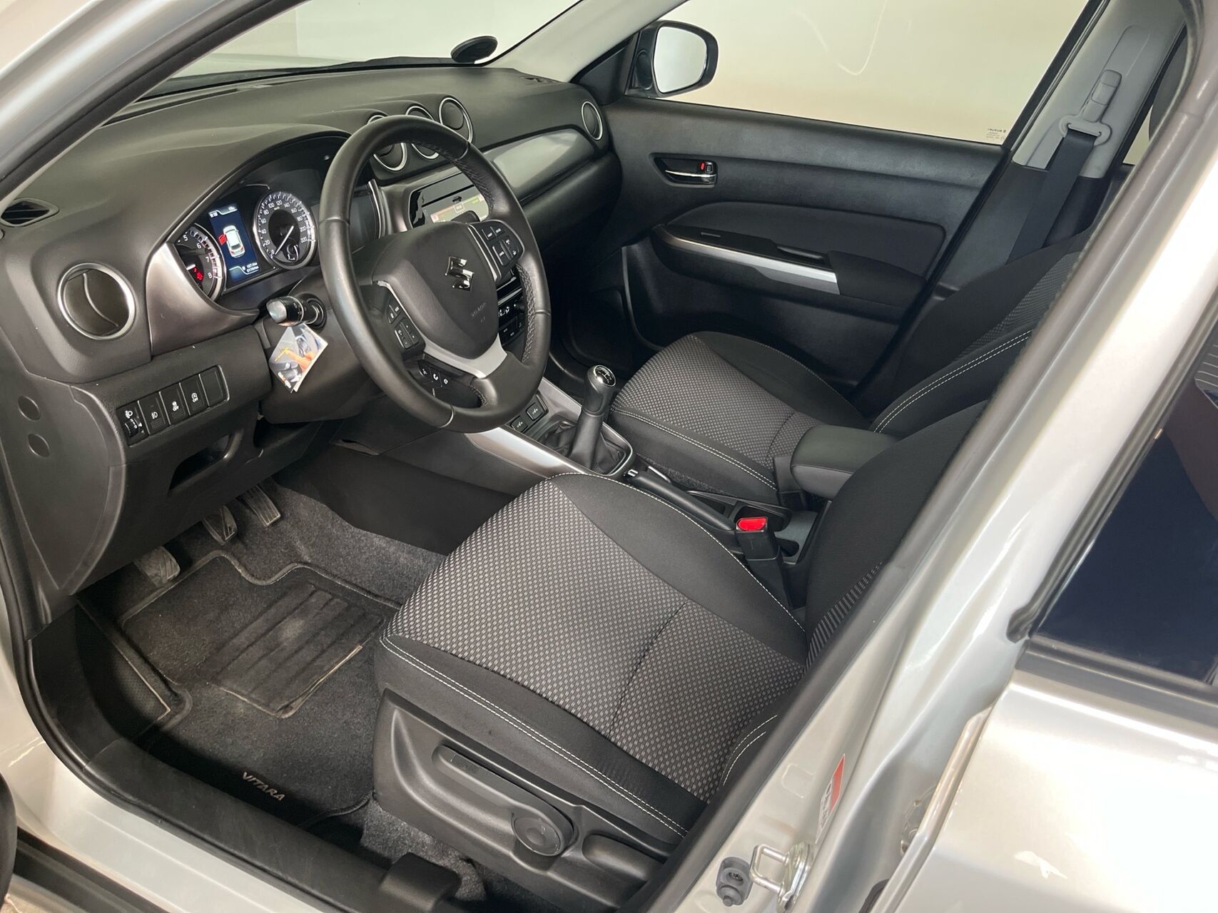 Billede af Suzuki Vitara 1,0 Boosterjet Active Cut 112HK 5d