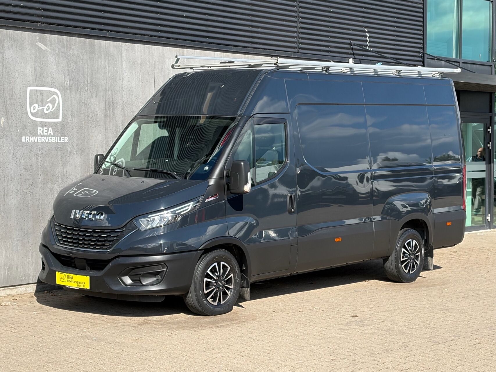 Billede af Iveco Daily 35S21 12m3 3,0 D Hi-Matic 210HK Van 8g Aut.