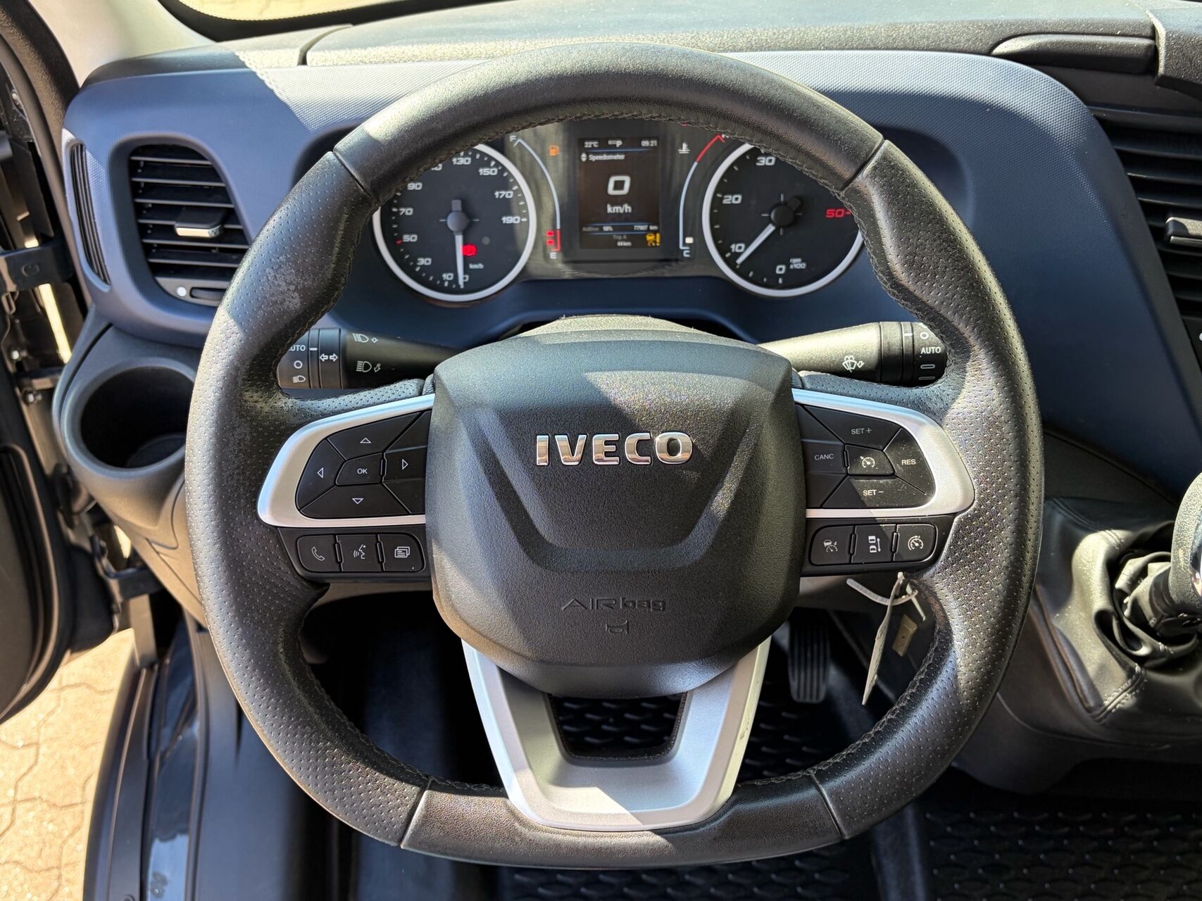 Billede af Iveco Daily 35S21 12m3 3,0 D Hi-Matic 210HK Van 8g Aut.