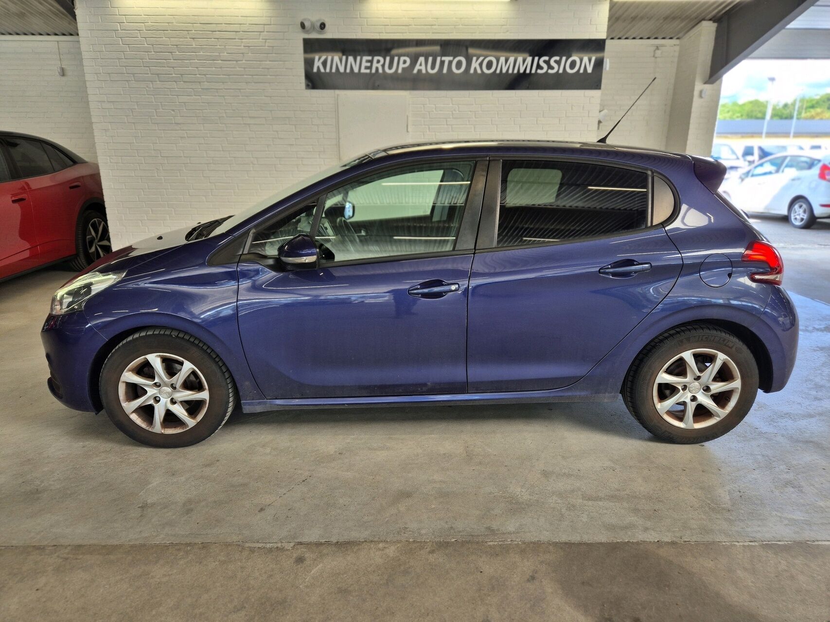 Billede af Peugeot 208 1,6 BlueHDi Envy Sky 100HK 5d