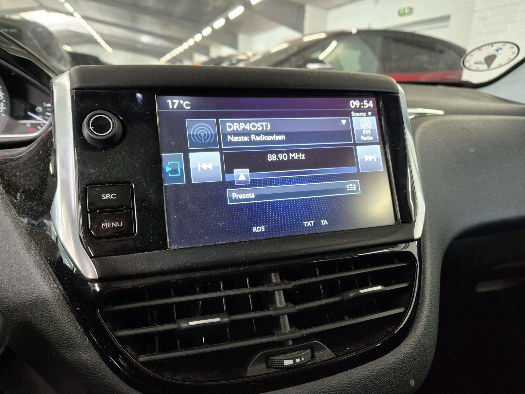Billede af Peugeot 208 1,6 BlueHDi Envy Sky 100HK 5d