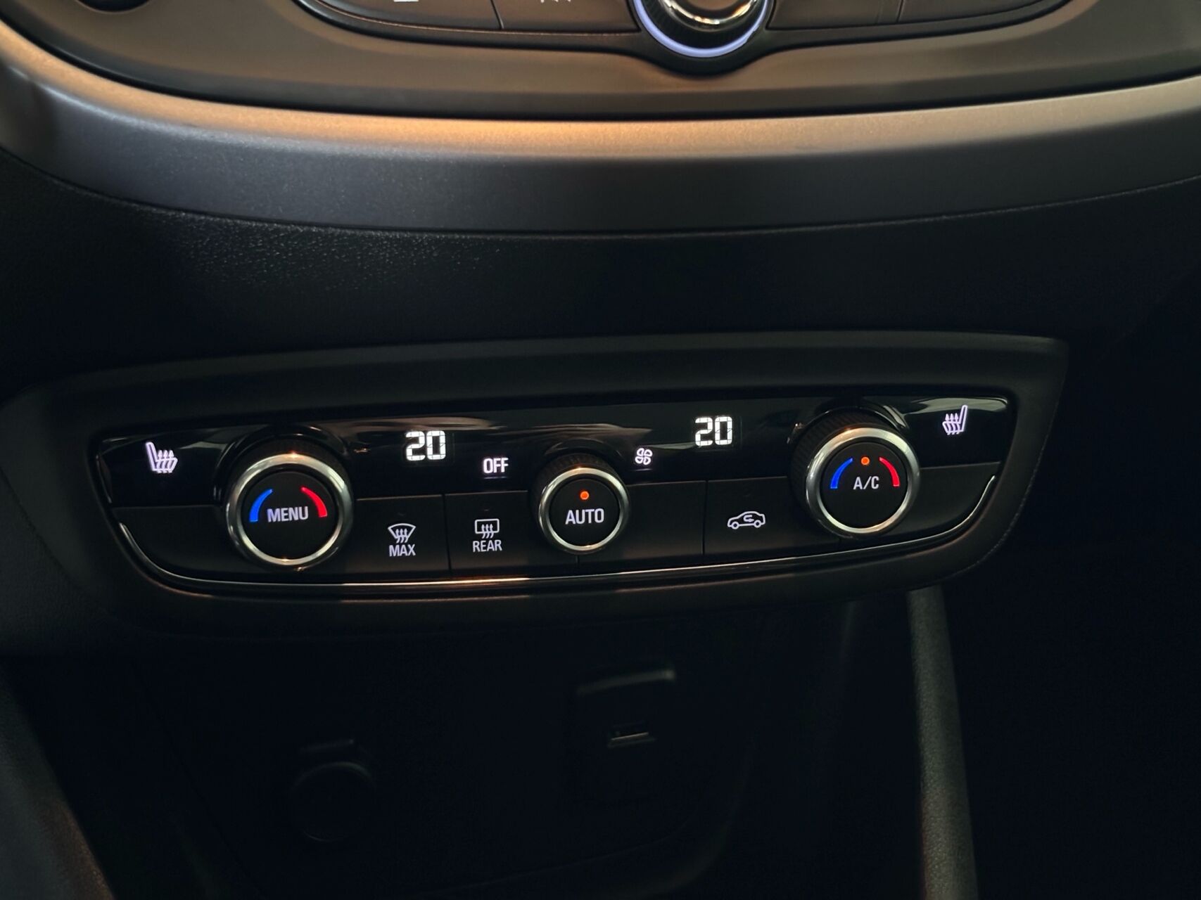 Billede af Opel Crossland X 1,2 Edition+ 83HK 5d