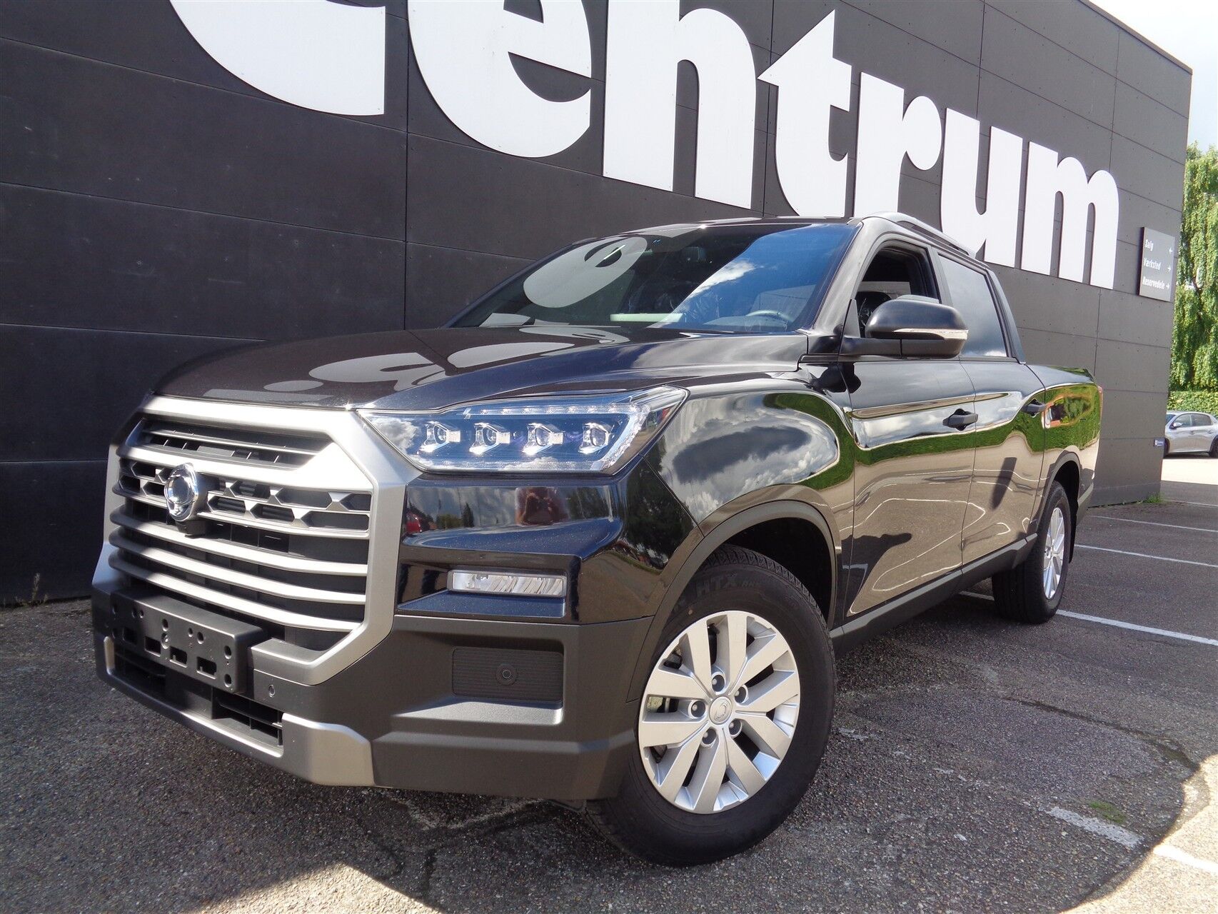 Billede af KGM Musso Grand 2,2 D AWD 202HK Pick-Up 6g Aut.