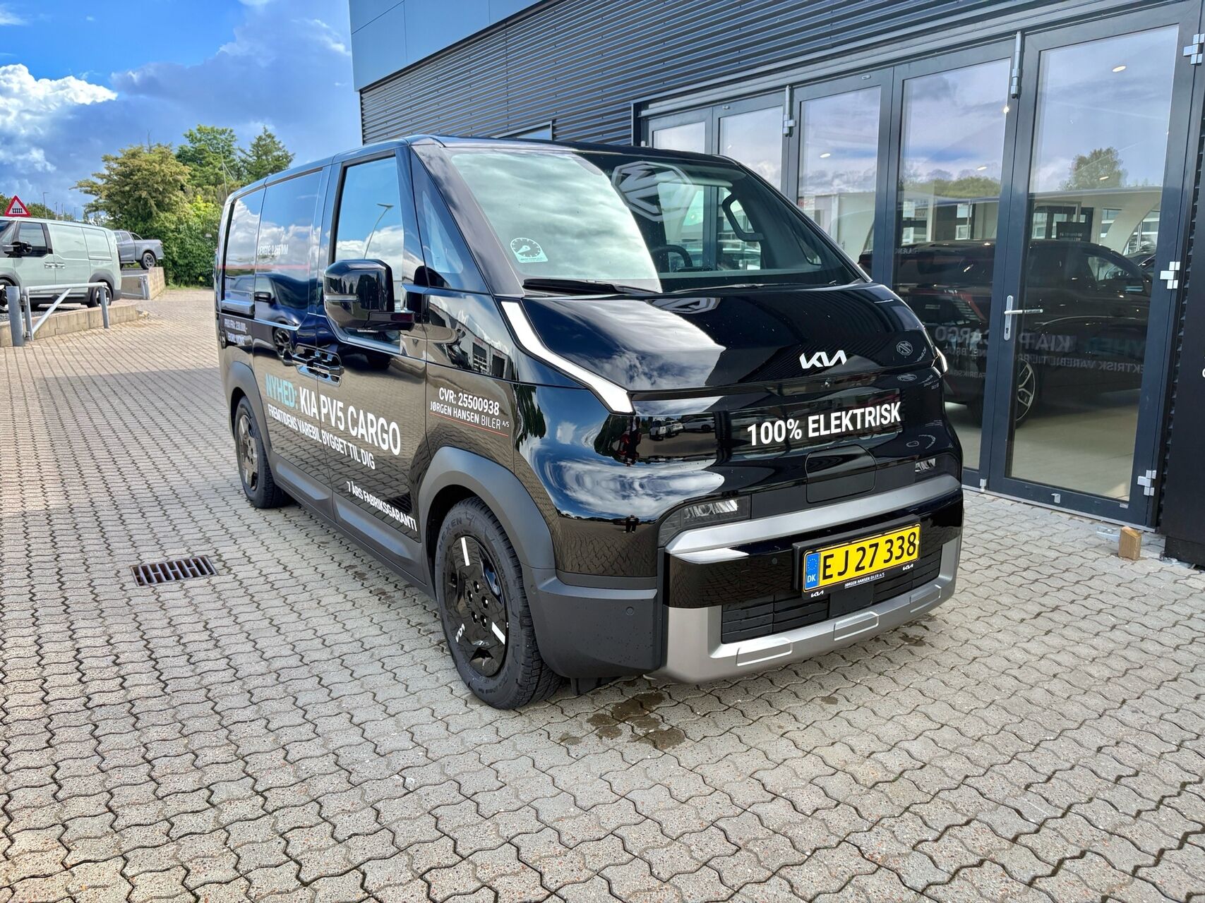 Billede af Kia PV5 Cargo L2H1 EL Long Range Work Pro 163HK Van Aut.