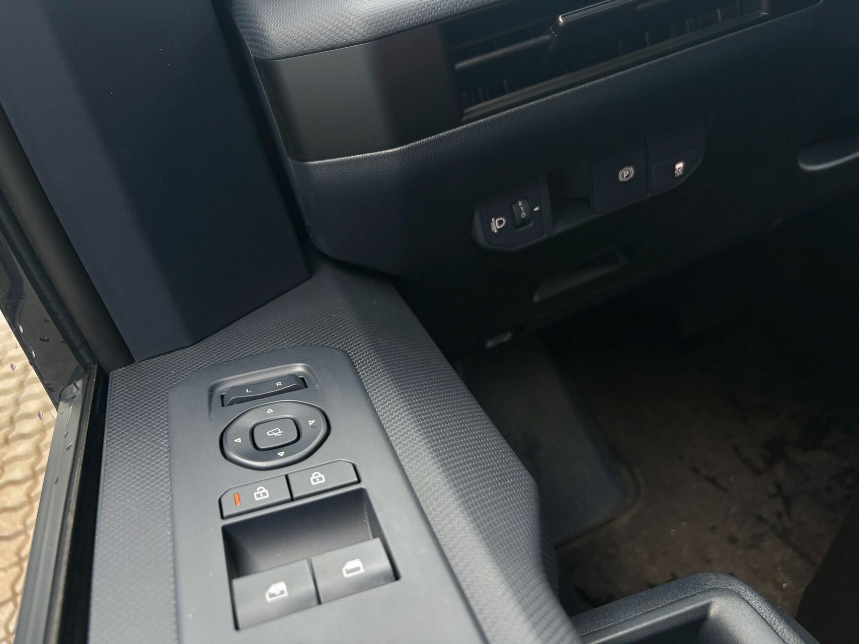 Billede af Kia PV5 Cargo L2H1 EL Long Range Work Pro 163HK Van Aut.