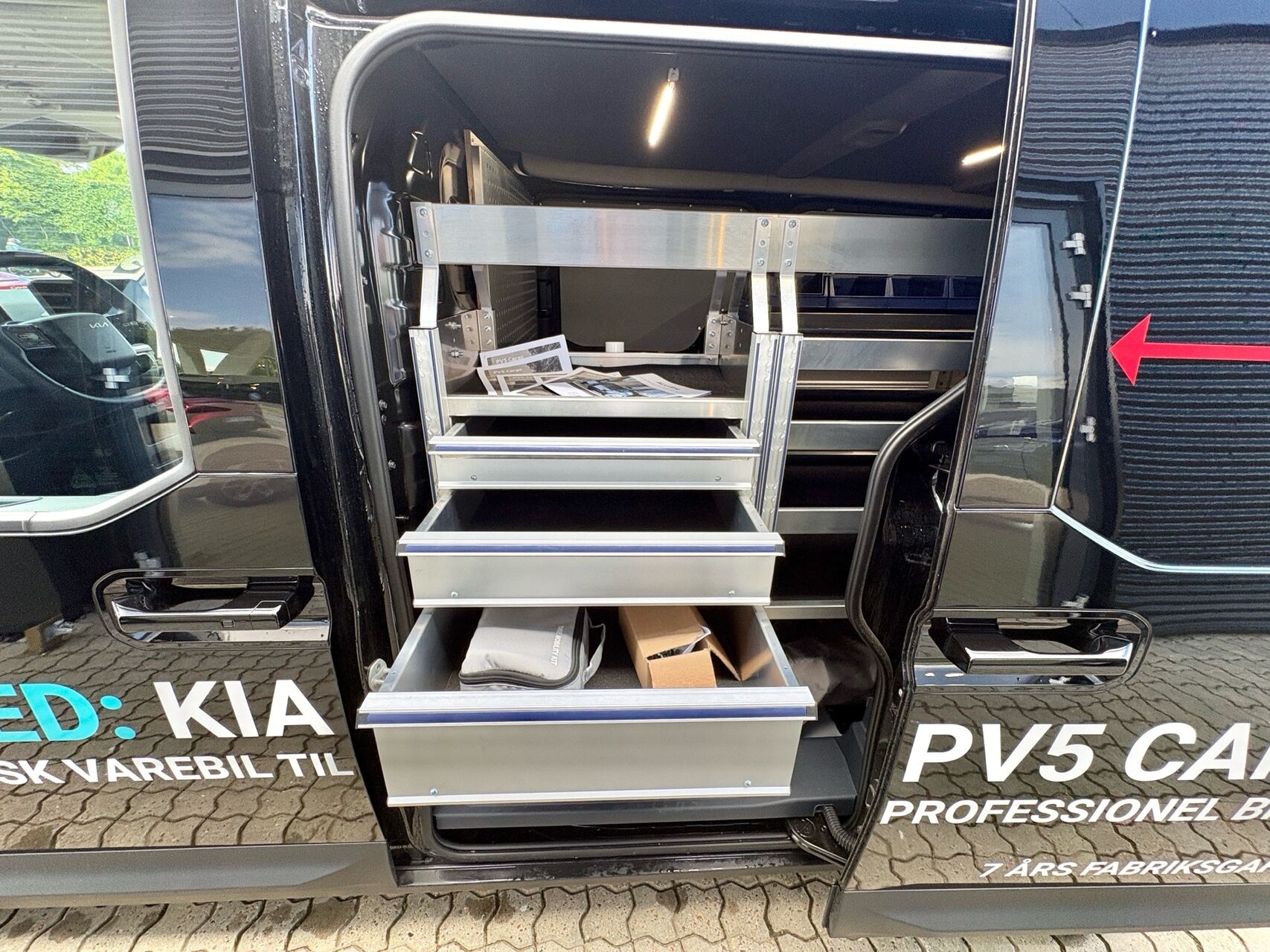 Billede af Kia PV5 Cargo L2H1 EL Long Range Work Pro 163HK Van Aut.