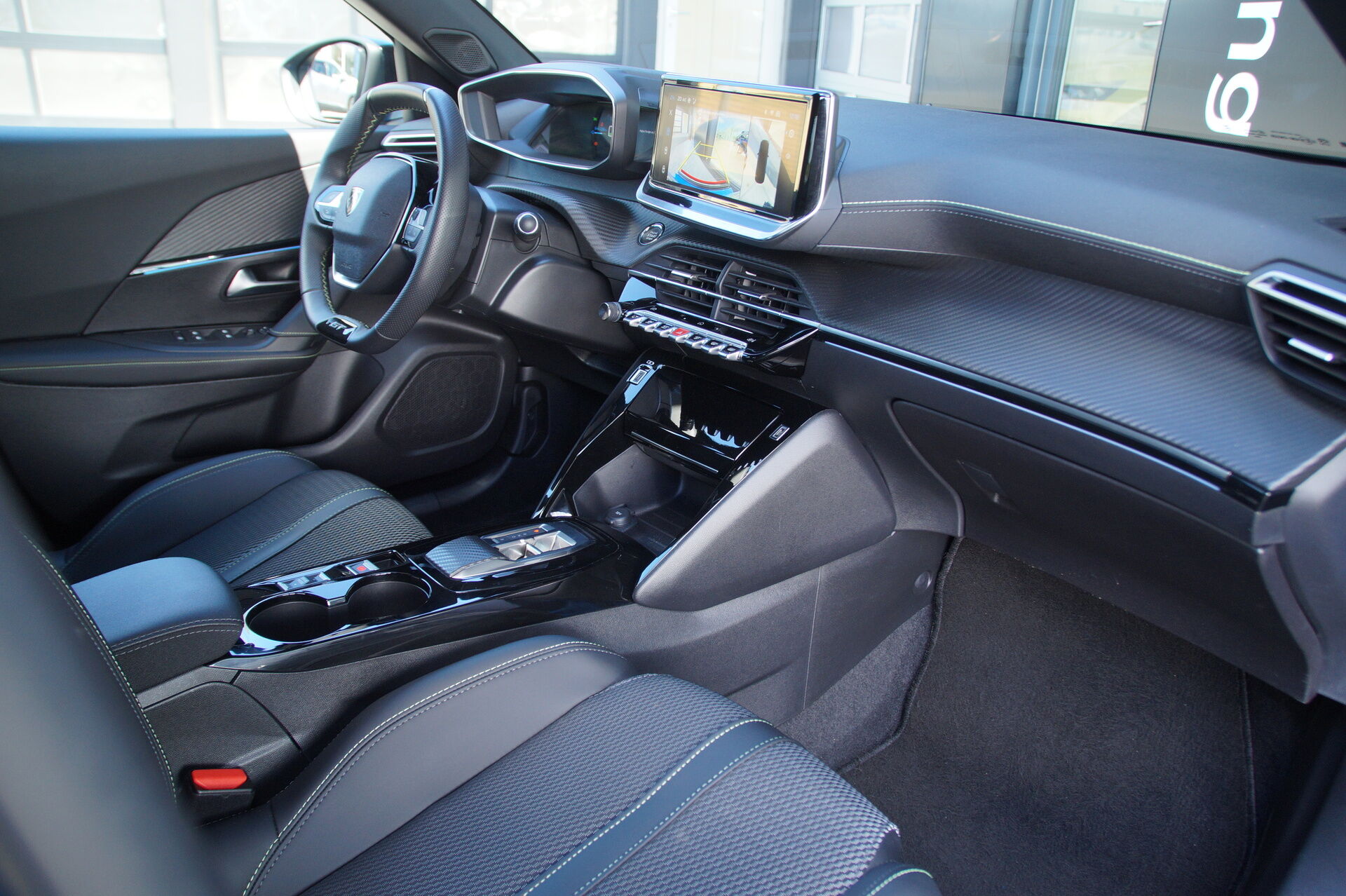 Billede af Peugeot e-2008 EL GT 156HK 5d Aut.