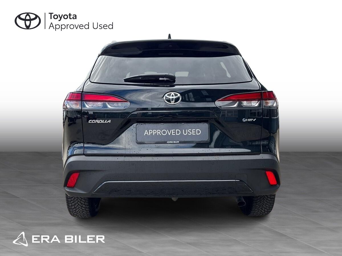 Billede af Toyota Corolla Cross 2,0 Hybrid Style Comfort E-CVT 197HK 5d Aut.