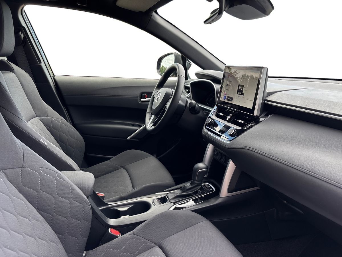 Billede af Toyota Corolla Cross 2,0 Hybrid Style Comfort E-CVT 197HK 5d Aut.