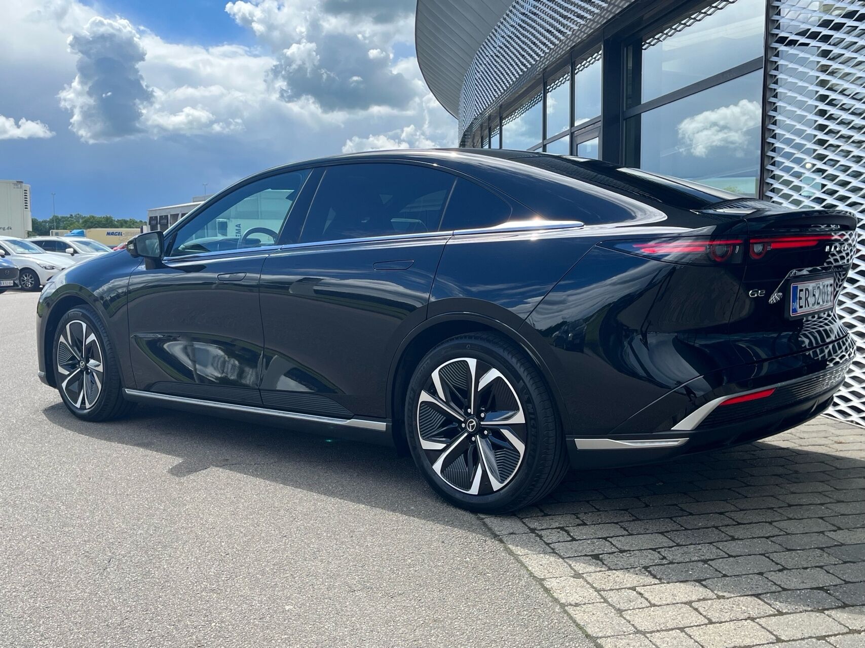 Billede af Mazda 6e EL Takumi Plus 245HK 5d Aut.