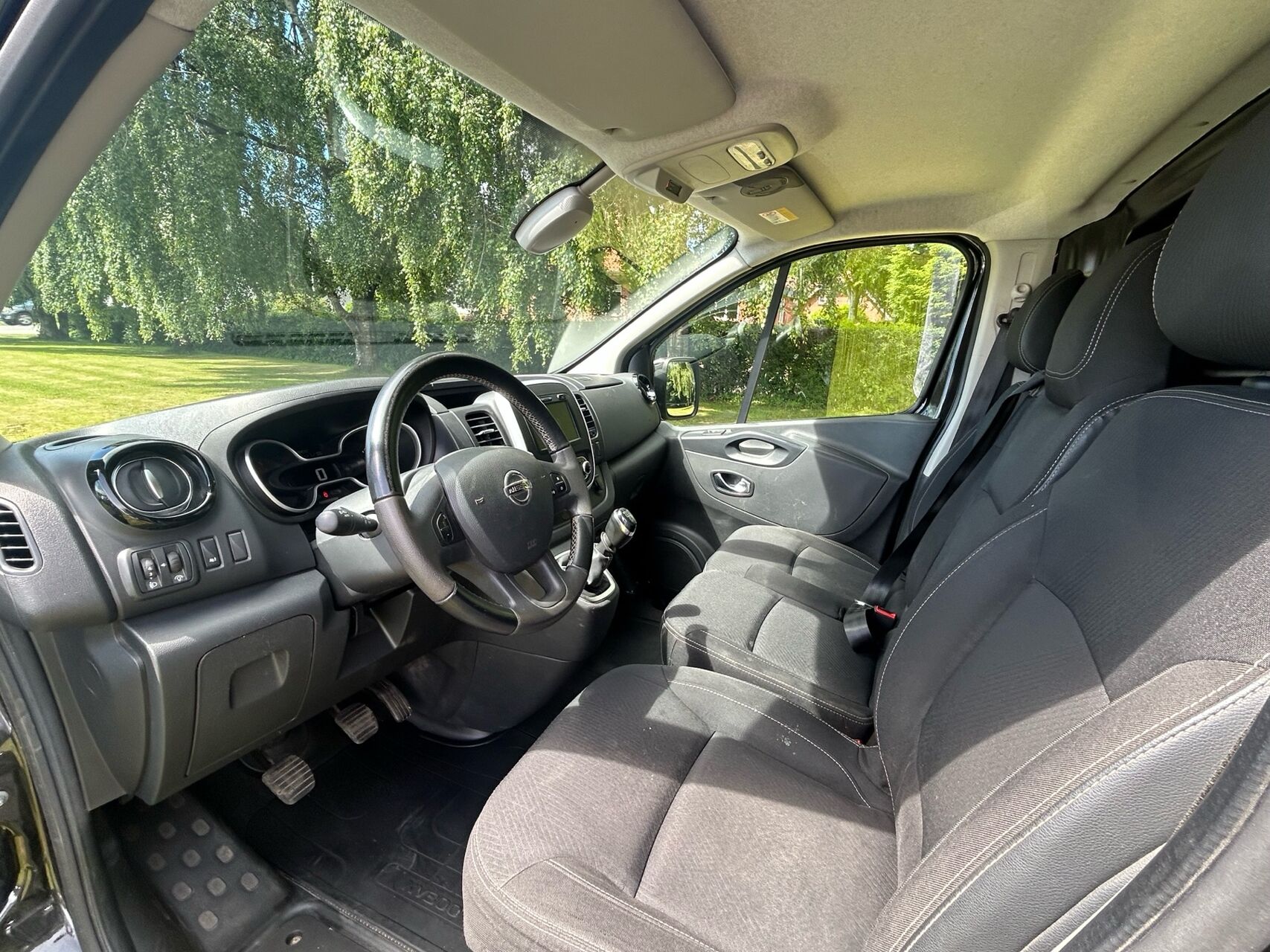 Billede af Nissan NV 300 L2H1 2,0 DCi Working Star 145HK Van 6g