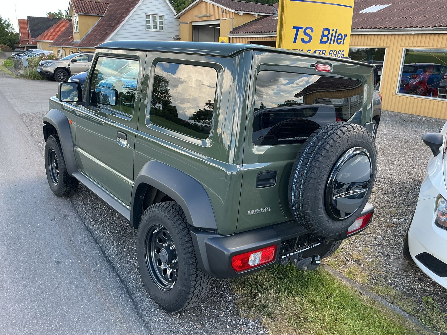 Billede af Suzuki Jimny 1,5 Active AllGrip 102HK 3d