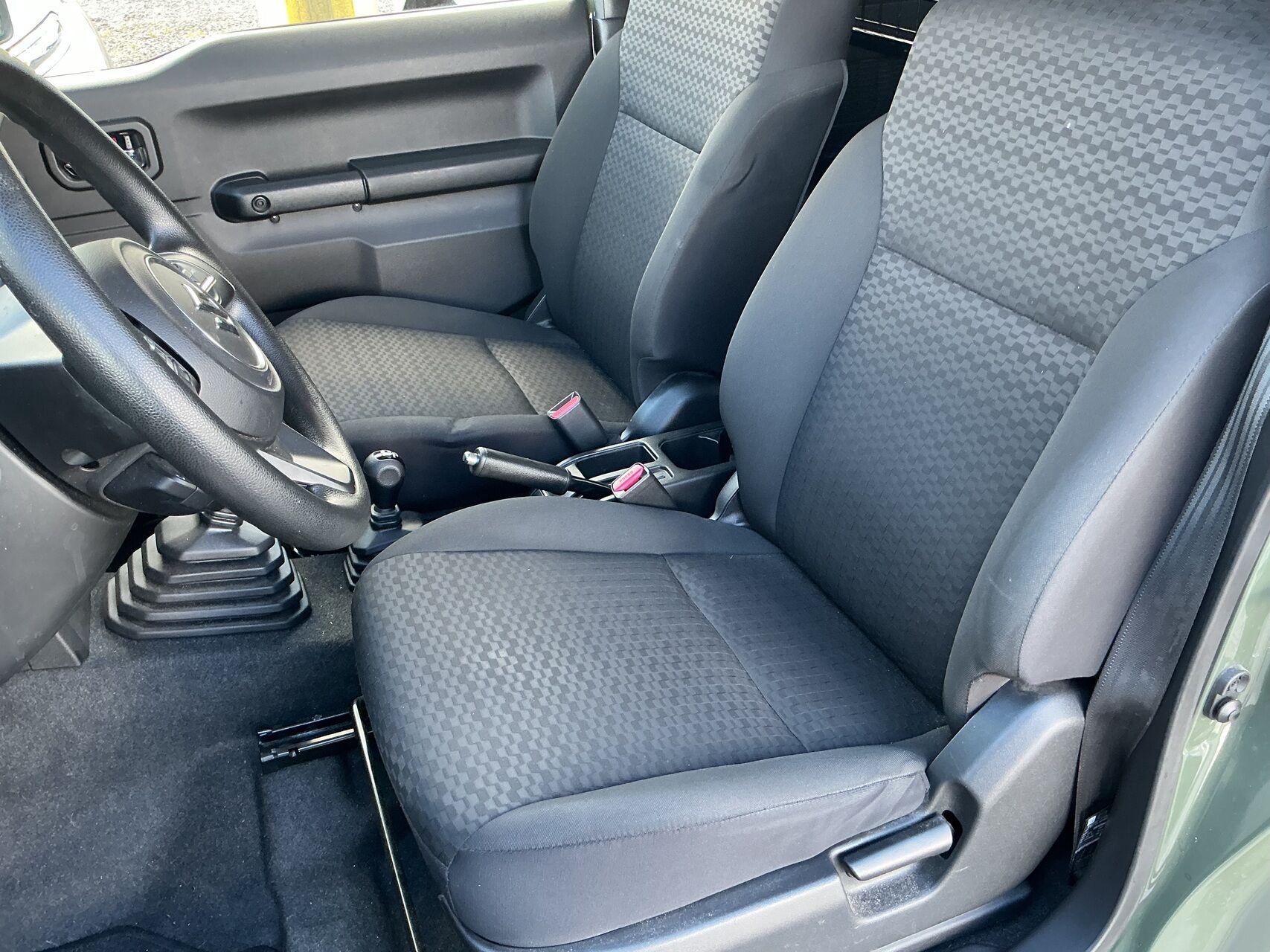 Billede af Suzuki Jimny 1,5 Active AllGrip 102HK 3d