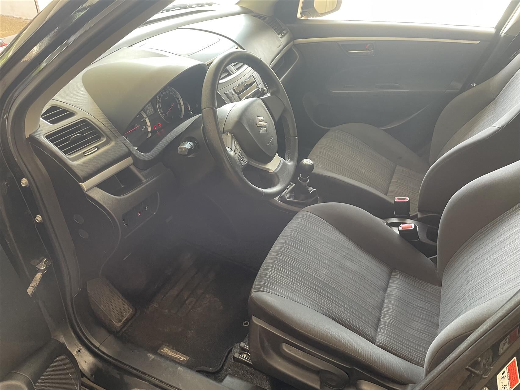 Billede af Suzuki Swift 1,2 Dualjet 16V Comfort 90HK 5d