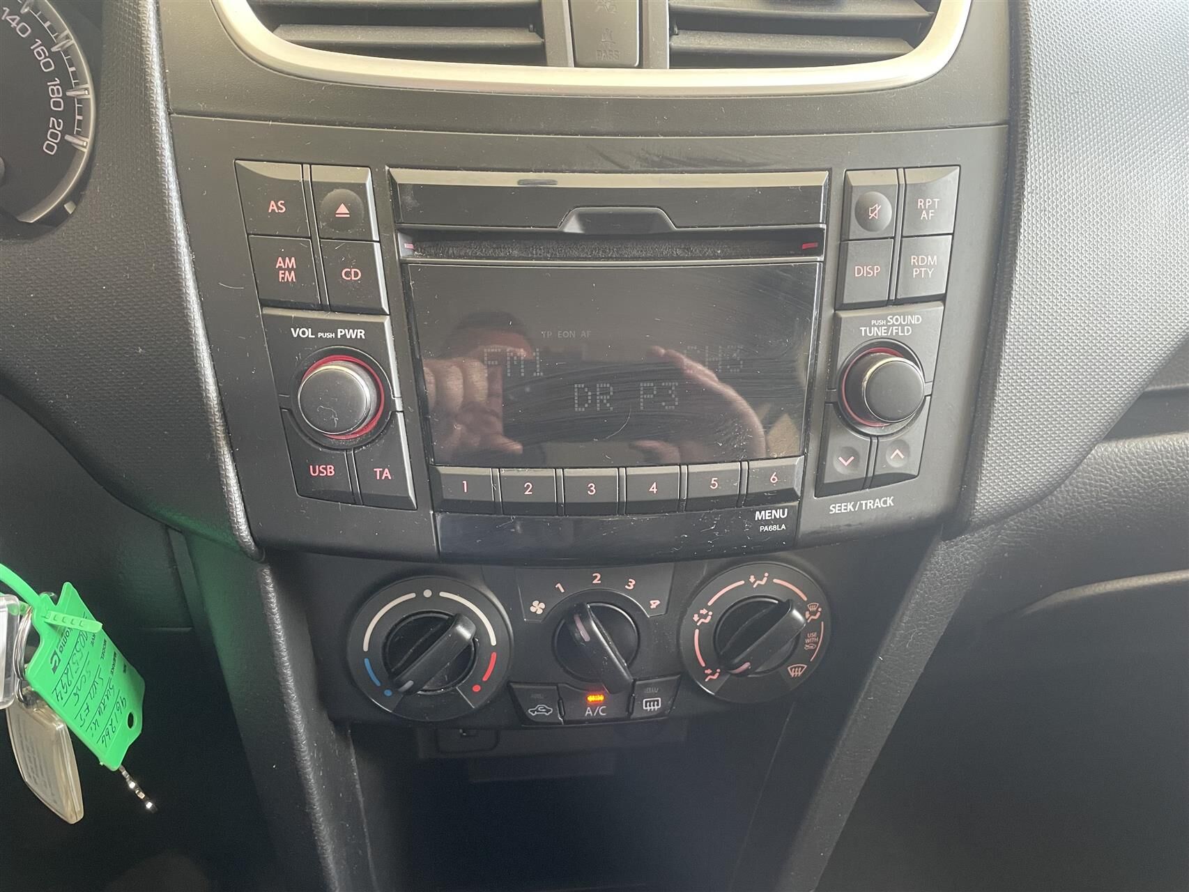 Billede af Suzuki Swift 1,2 Dualjet 16V Comfort 90HK 5d