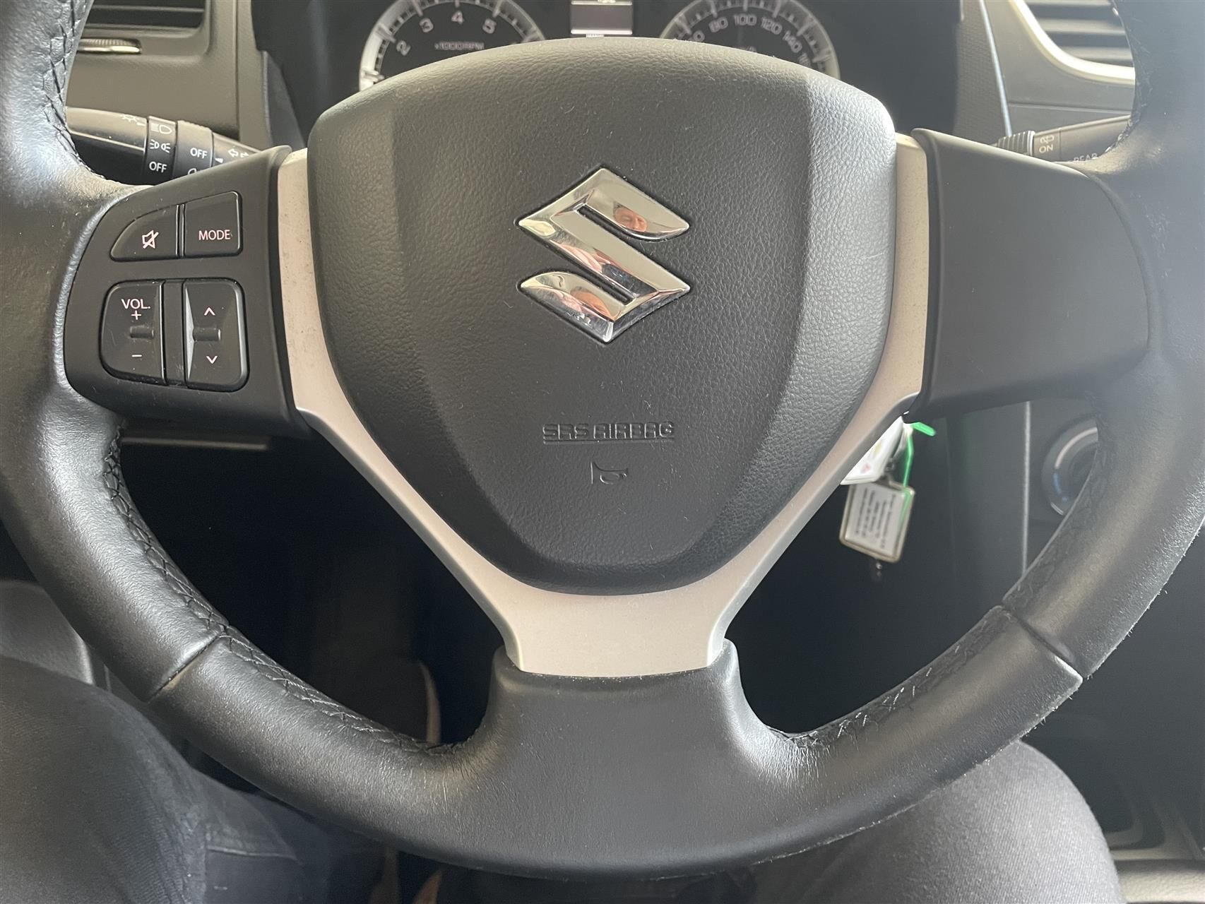 Billede af Suzuki Swift 1,2 Dualjet 16V Comfort 90HK 5d