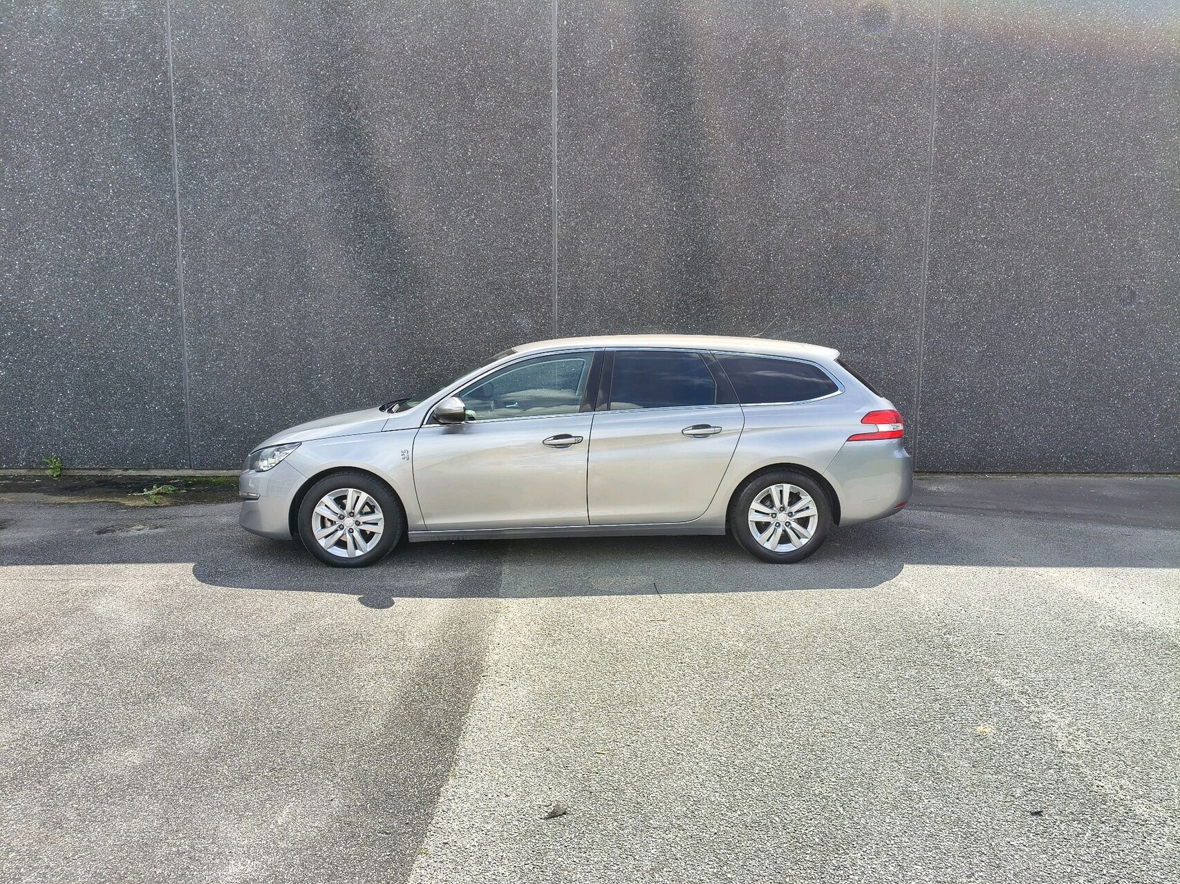 Billede af Peugeot 308 SW 1,6 Blue e-HDI Active EAT6 120HK Stc 6g Aut.