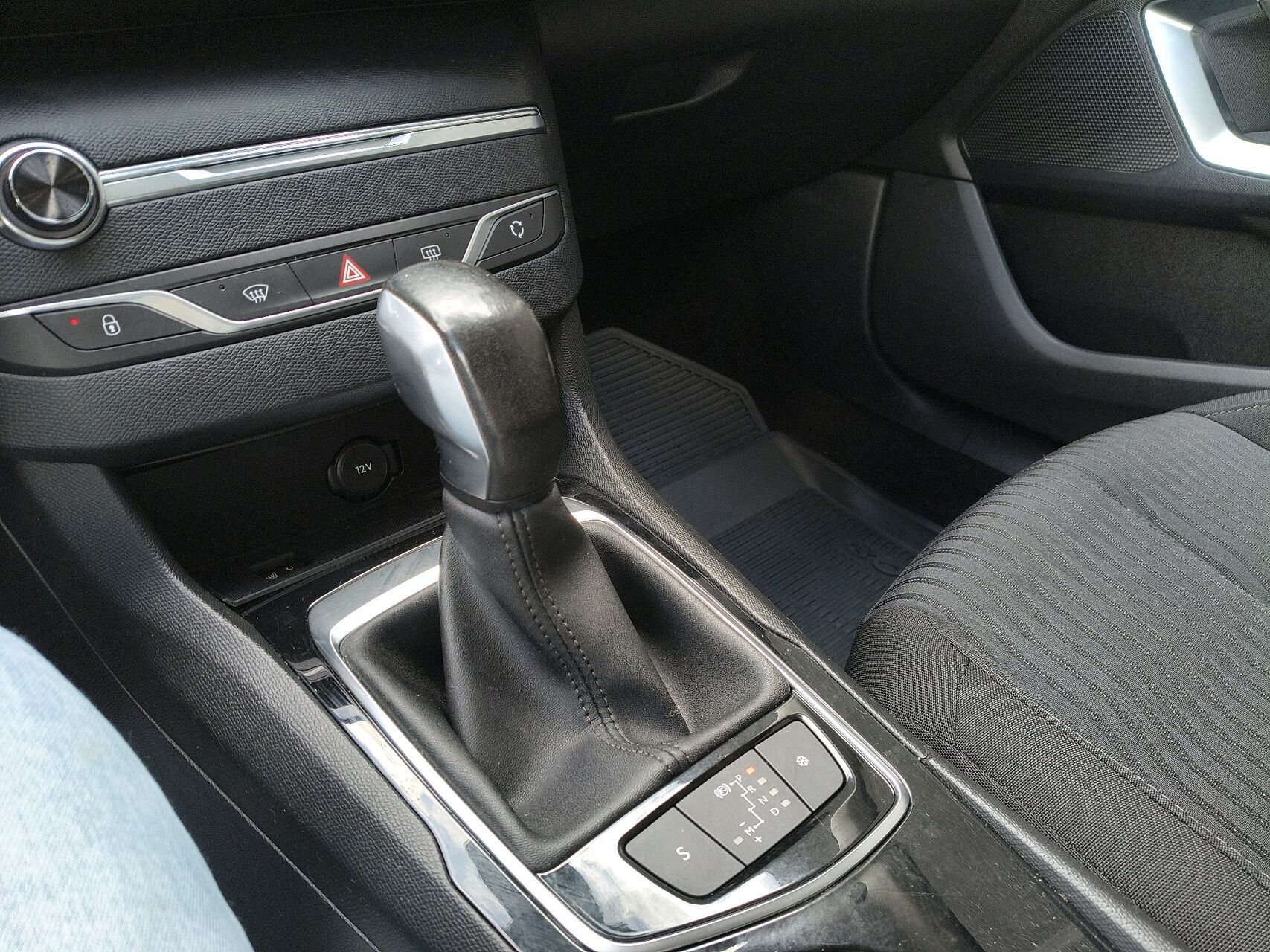 Billede af Peugeot 308 SW 1,6 Blue e-HDI Active EAT6 120HK Stc 6g Aut.
